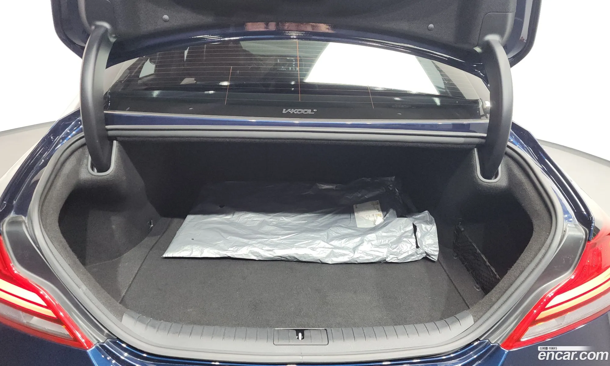 Genesis G70 2019 KMTG341ABKU043314 — 20