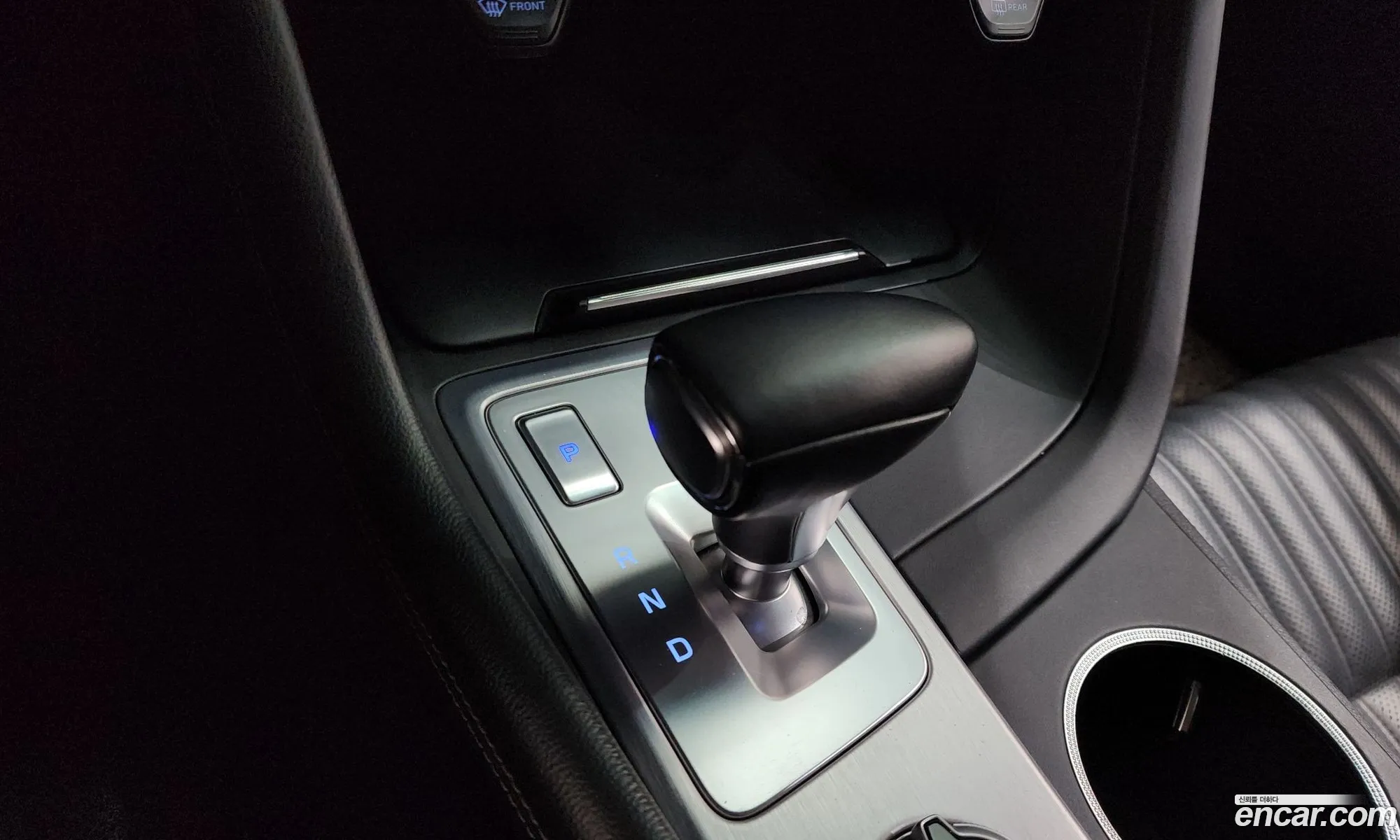 Genesis G70 2019 KMTG341ABKU043314 — 4