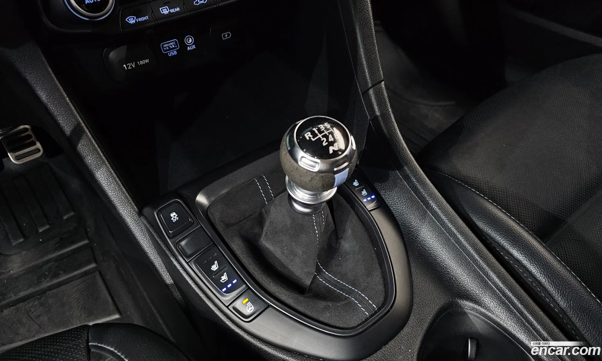 Hyundai Veloster 2018 — 12