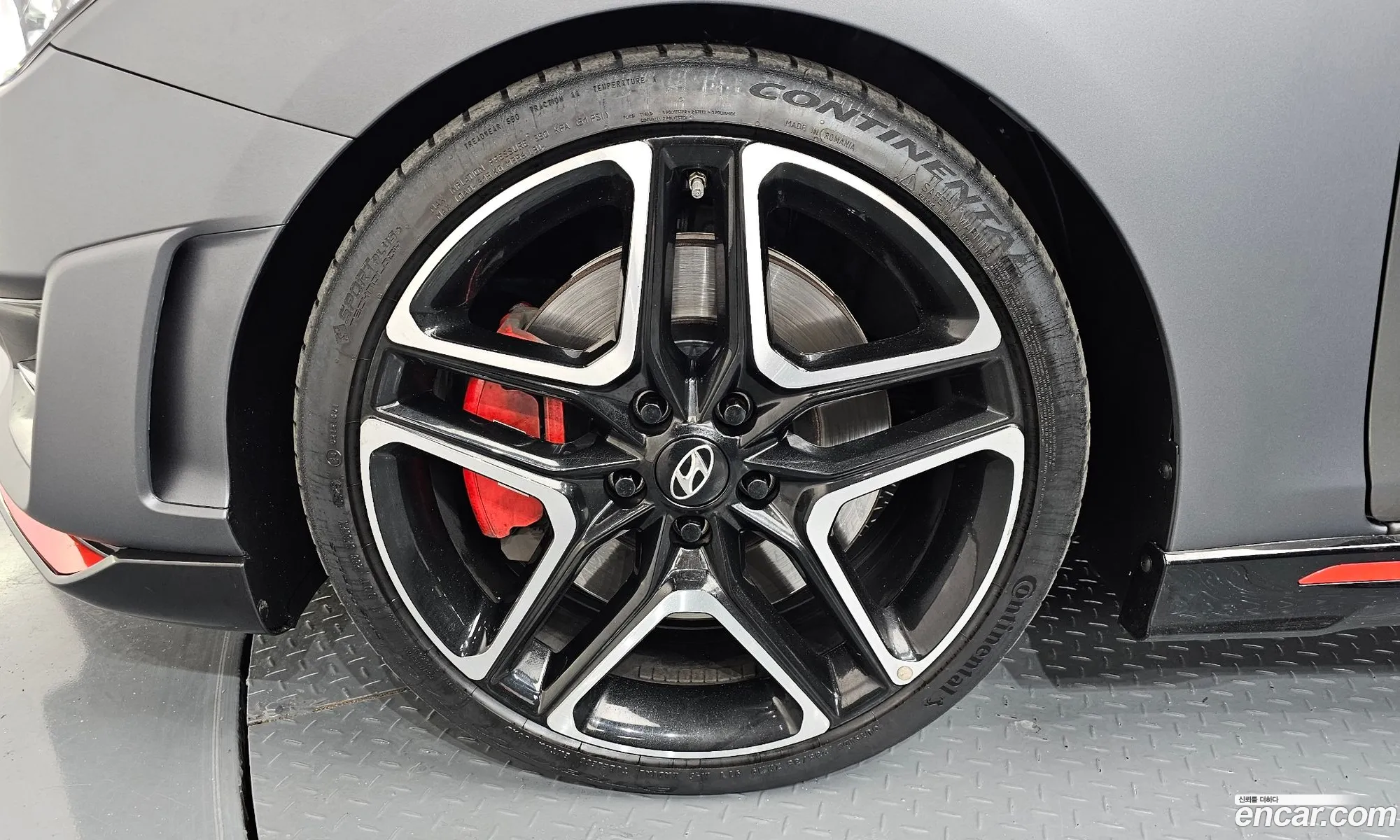 Hyundai Veloster 2018 — 11