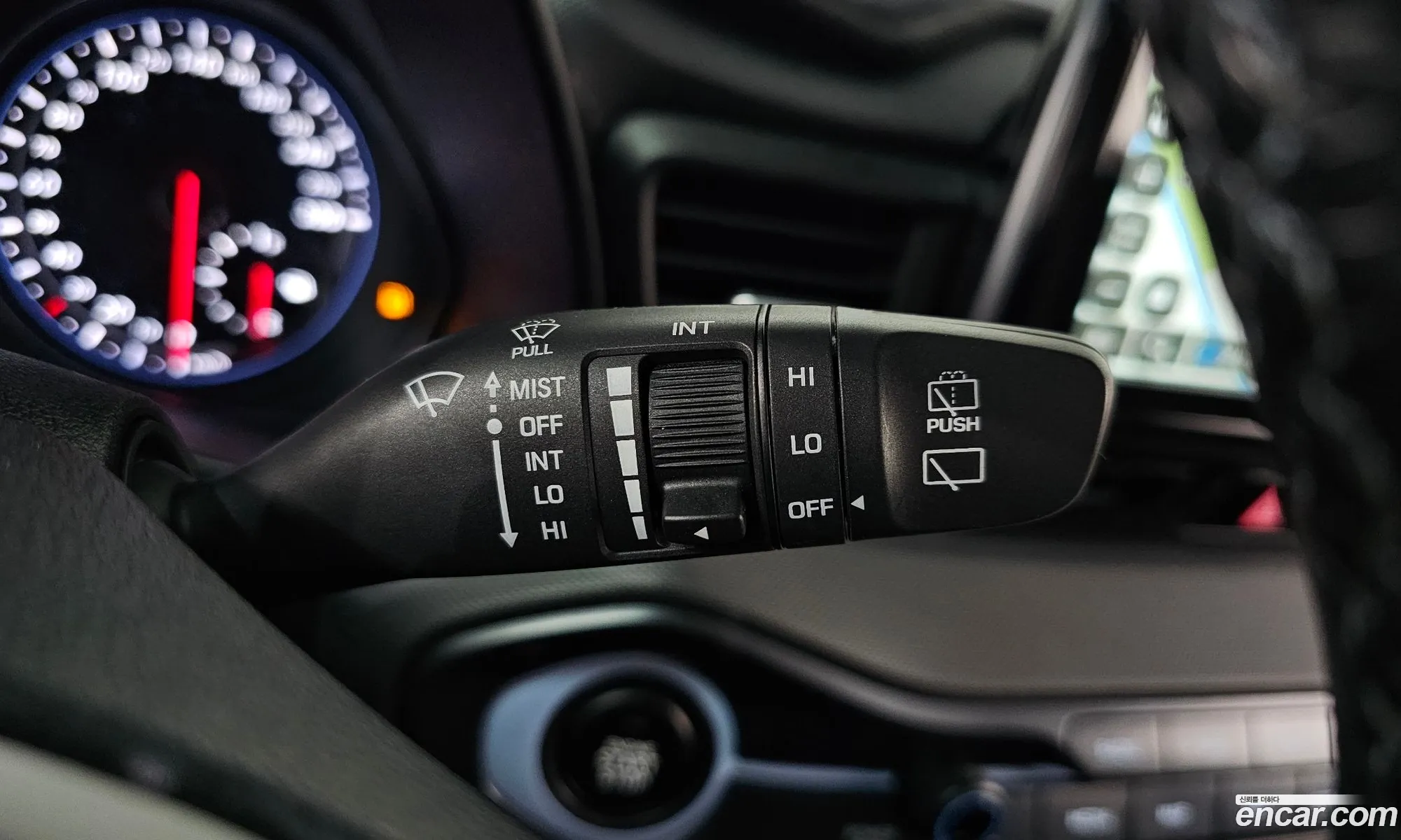 Hyundai Veloster 2018 — 3