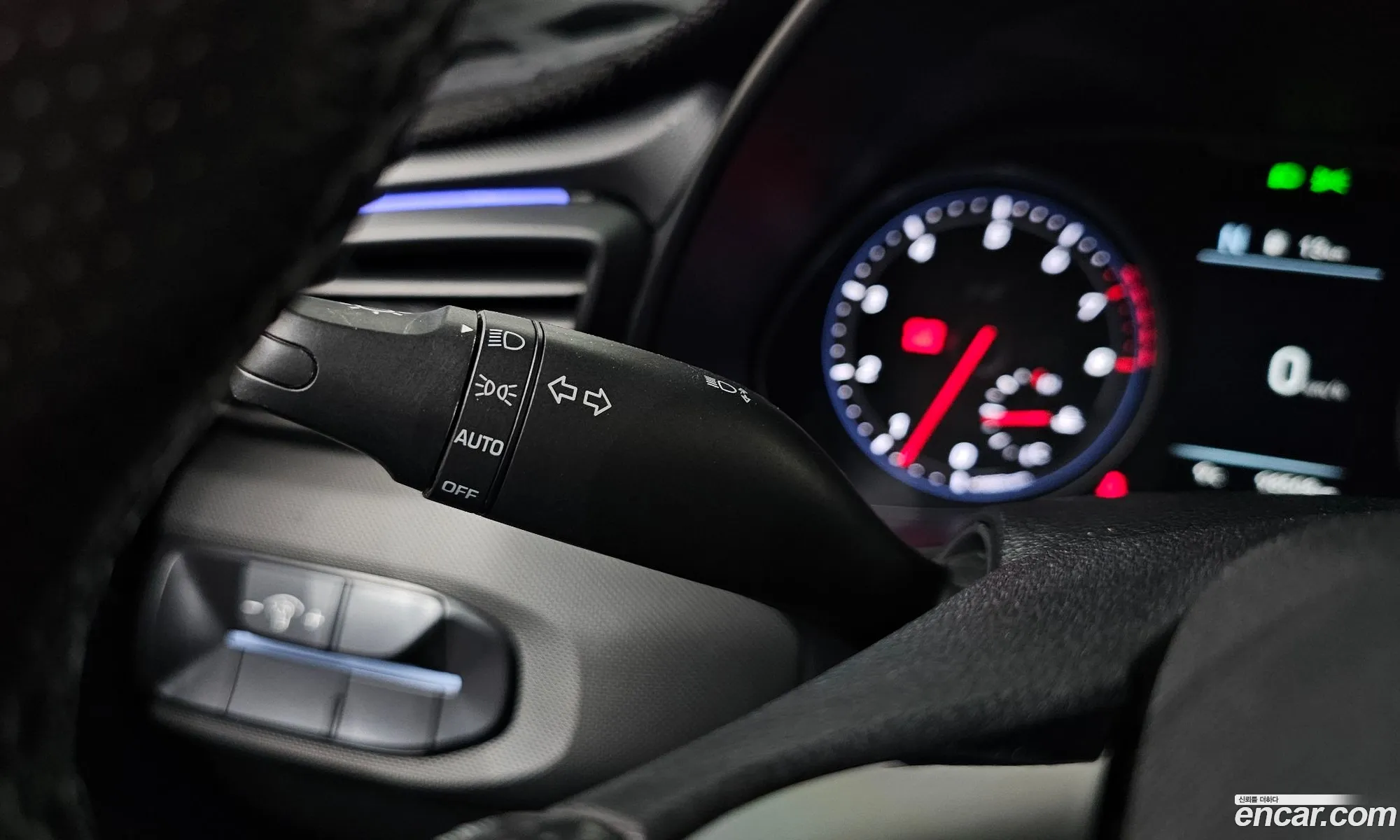 Hyundai Veloster 2018 — 6