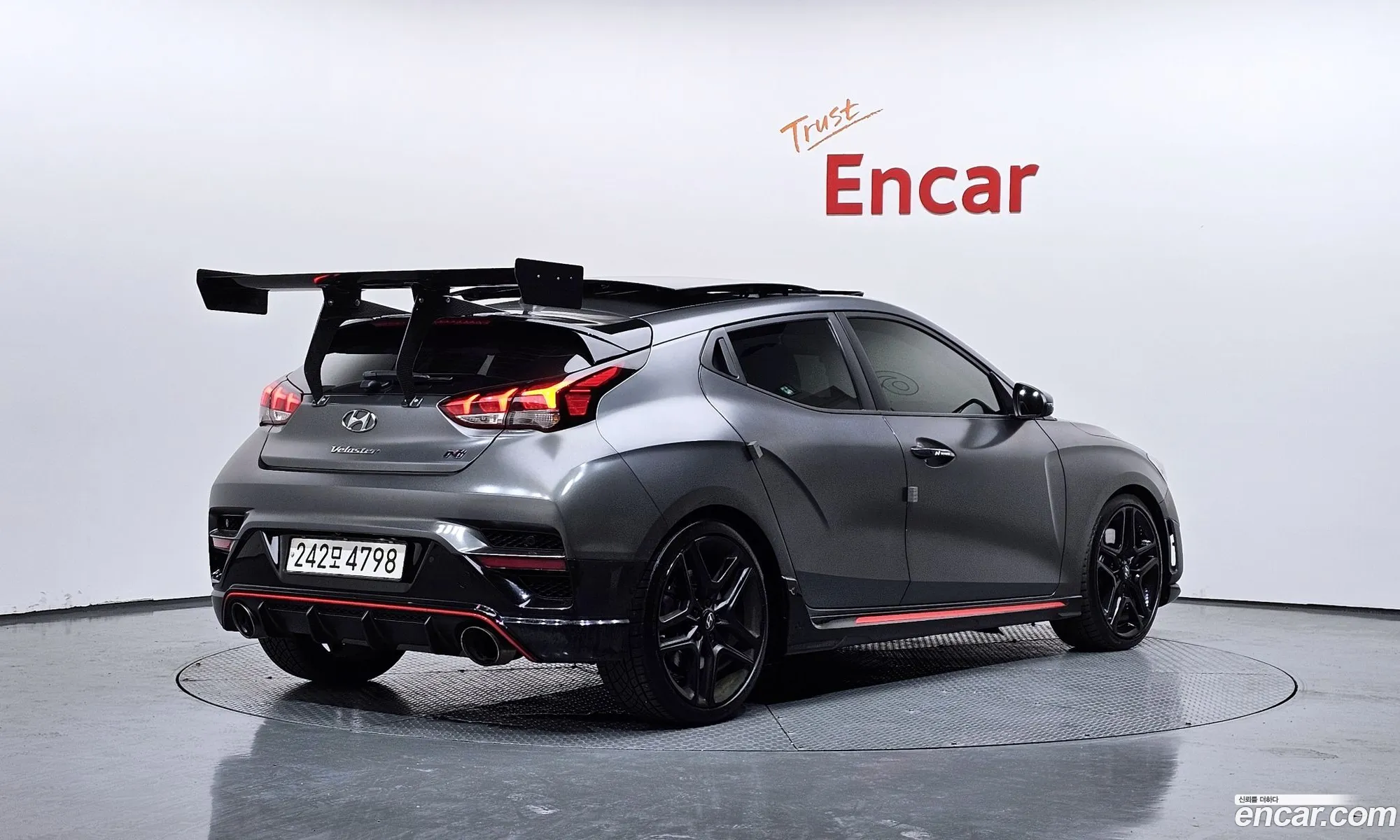 Hyundai Veloster 2018 — 13
