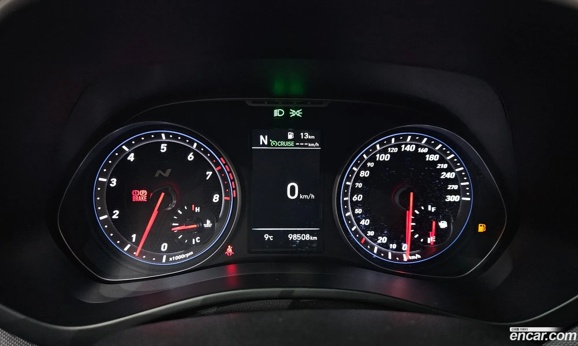 Hyundai Veloster 2018 — 18