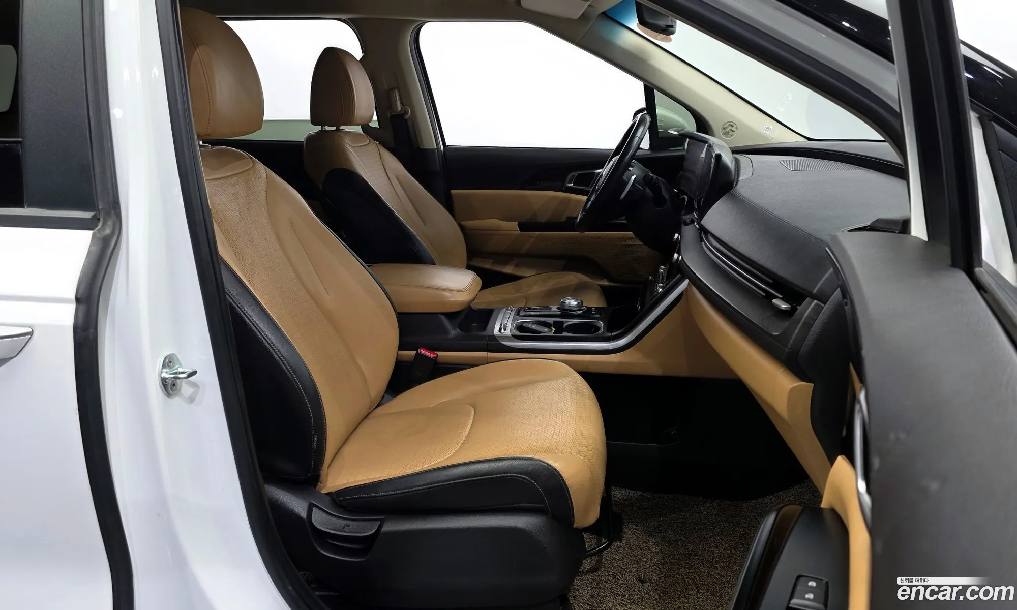 Kia Carnival 2021 — 9