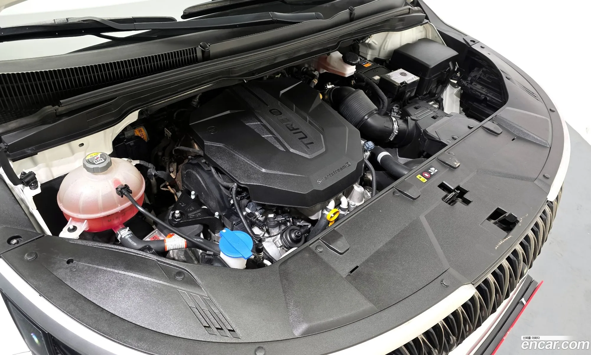 Kia Carnival 2021 — 17