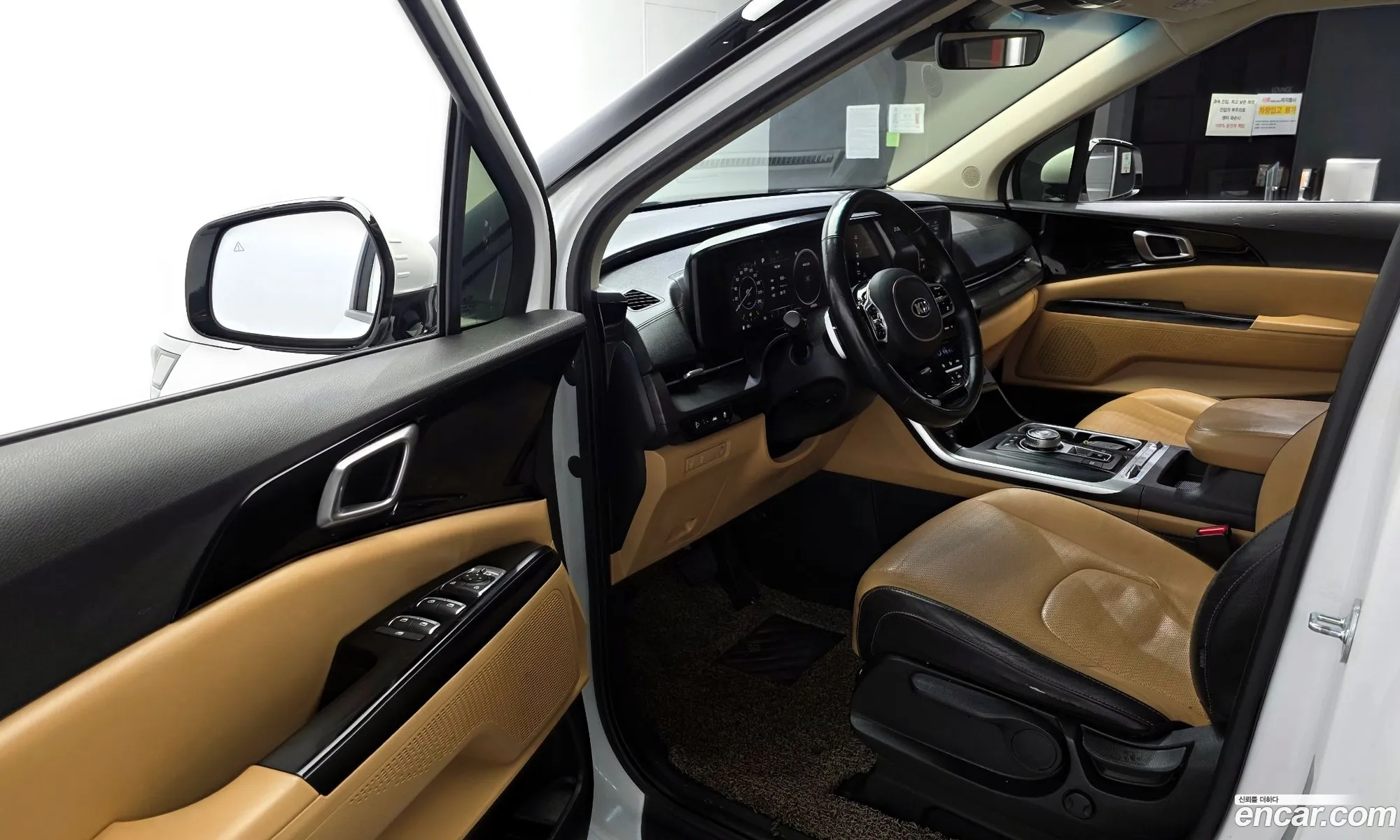 Kia Carnival 2021 — 8