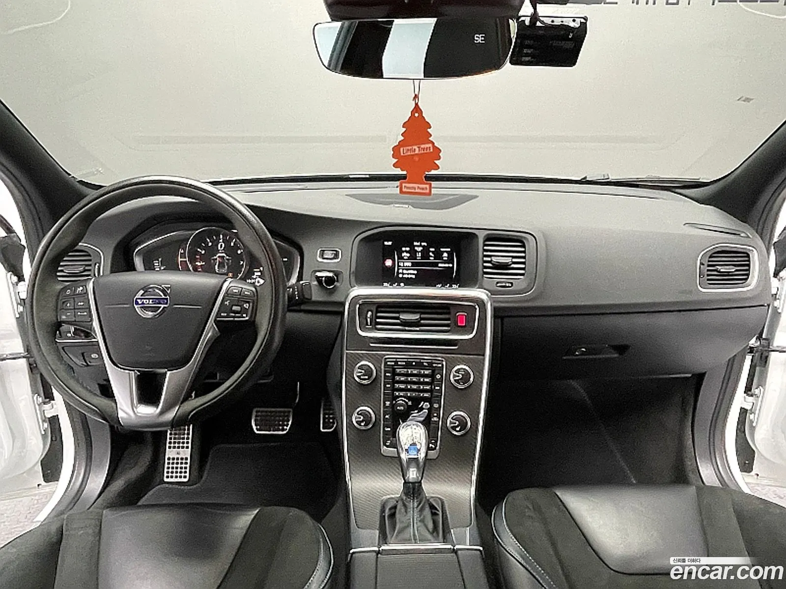 Volvo S60 2017 — 13