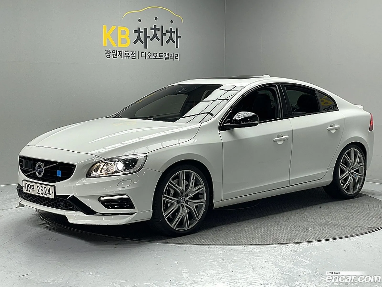 Volvo S60 2017 — 9