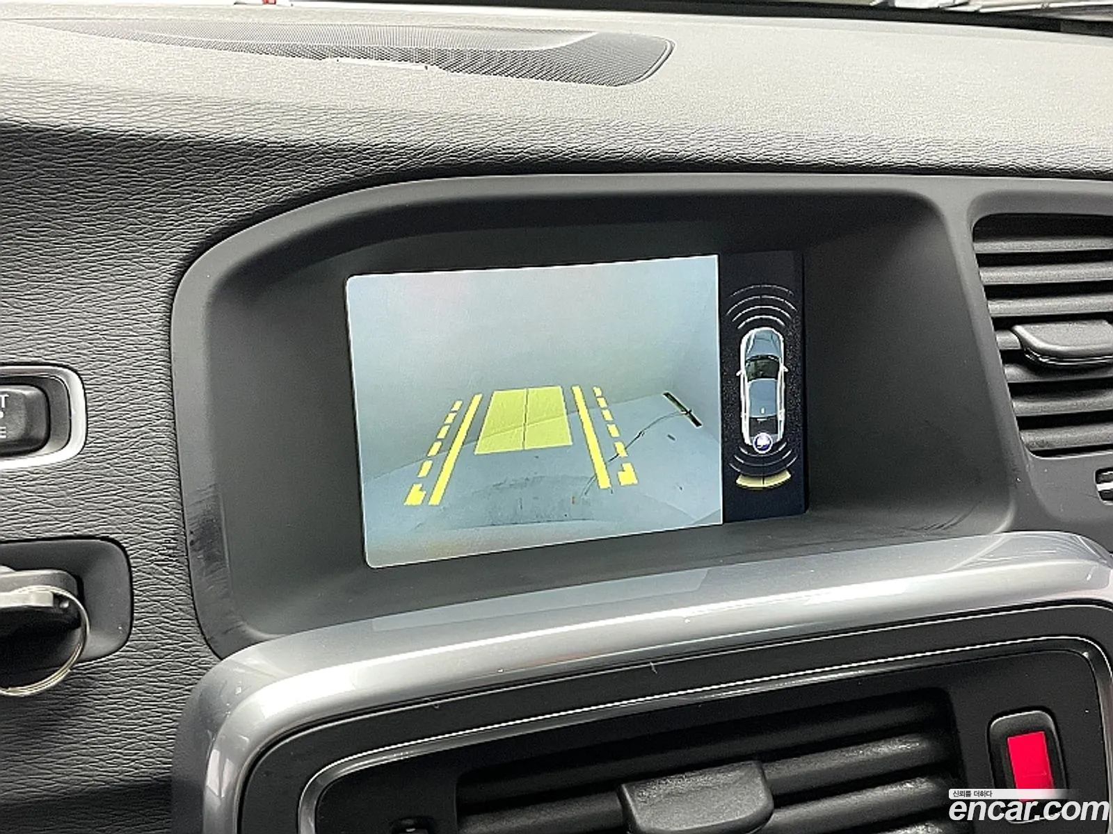 Volvo S60 2017 — 14