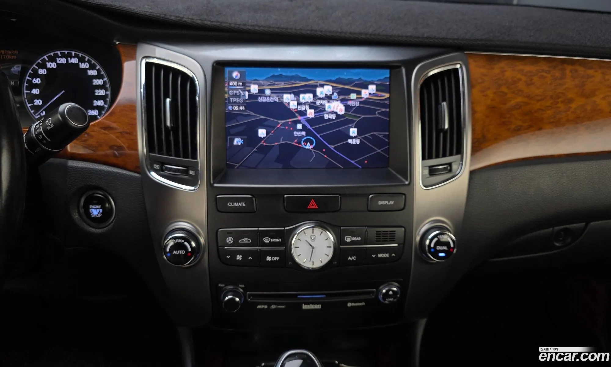 Hyundai Equus 2009 — 10