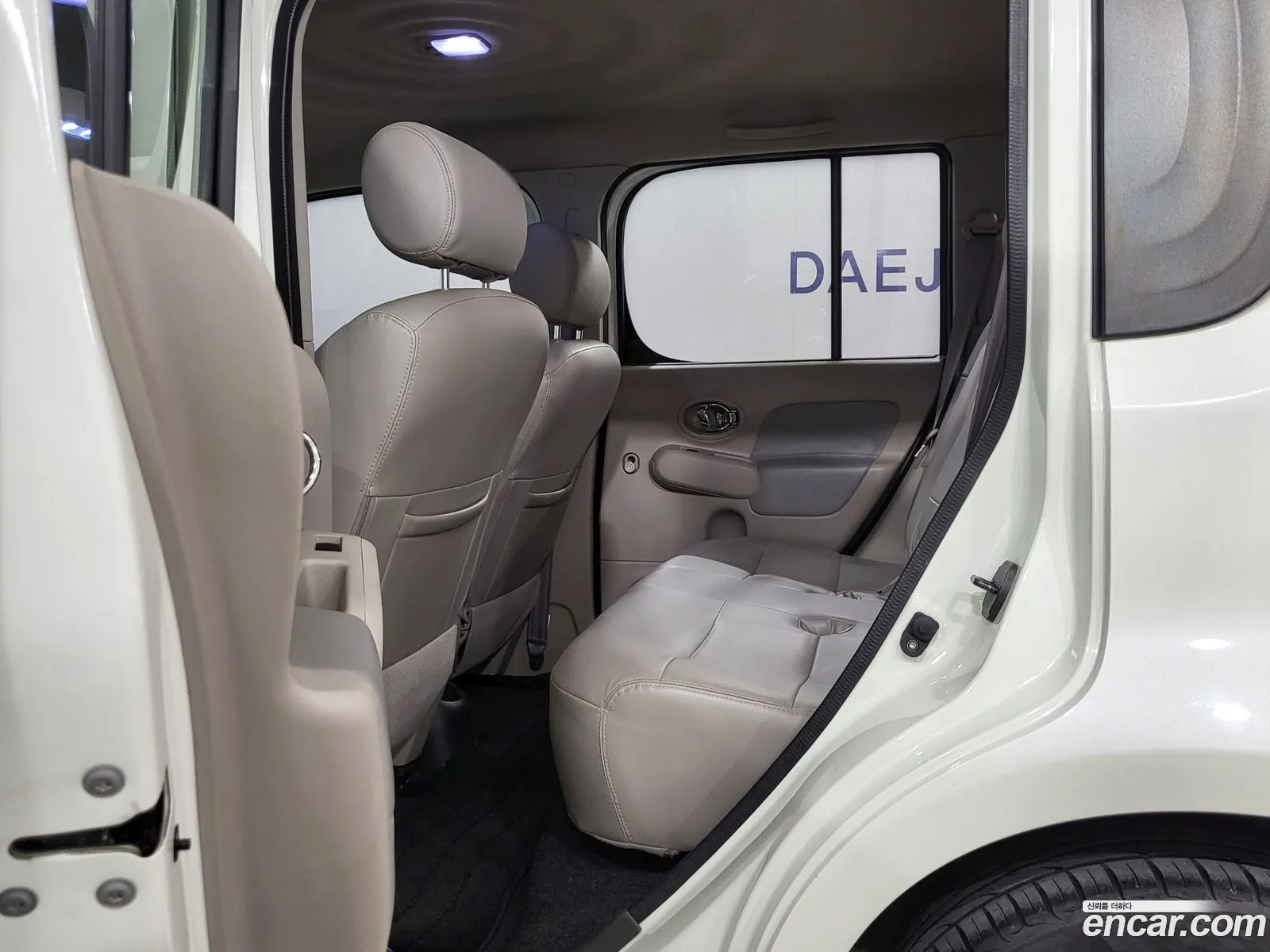 Nissan Cube 2011 — 9