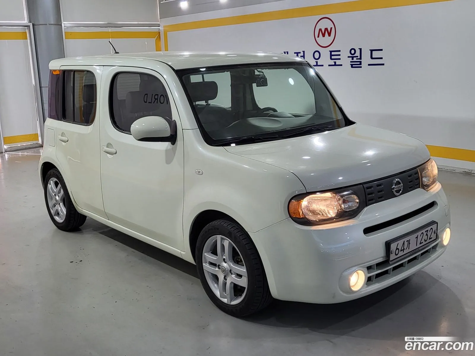 Nissan Cube 2011 — 10