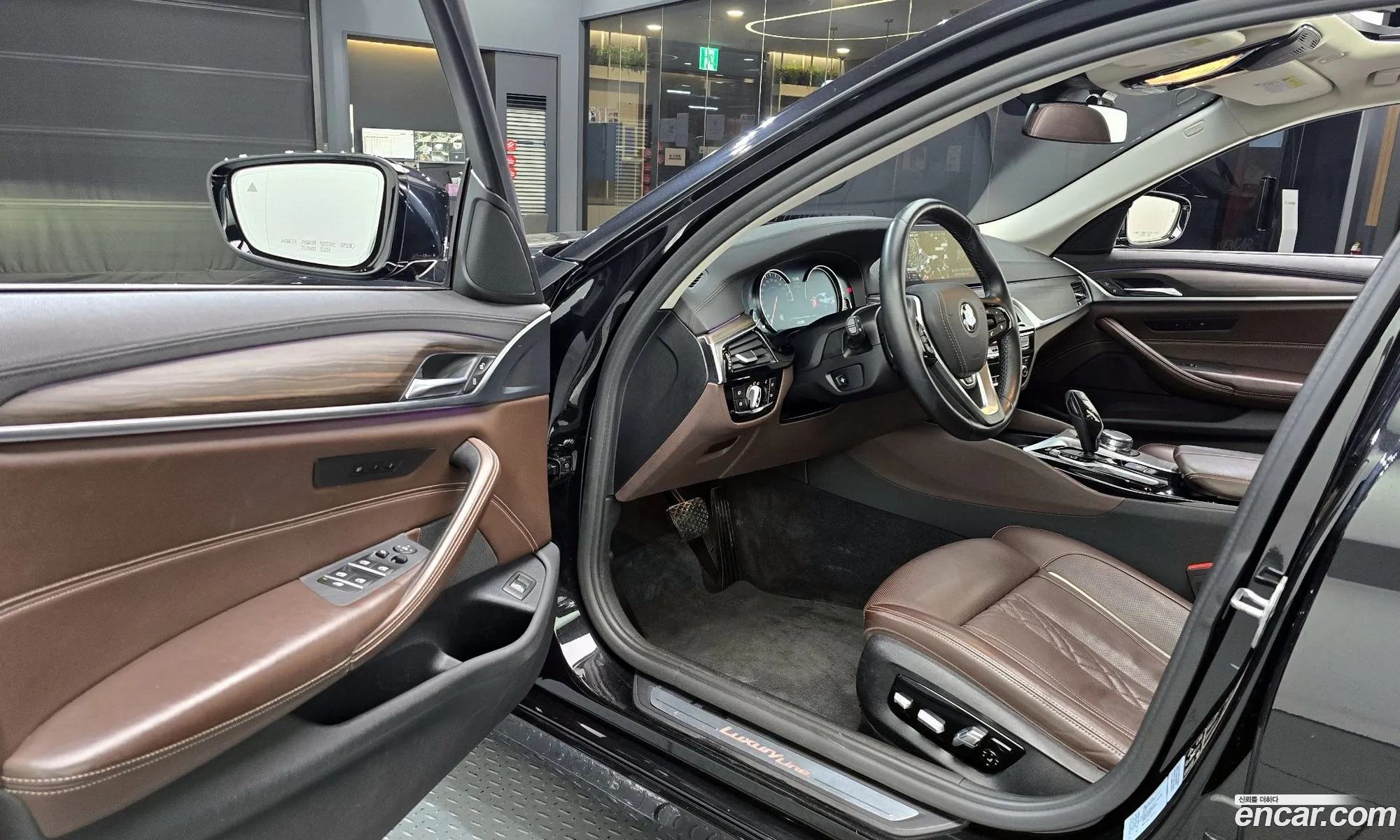 BMW 5 Series 2018 WBAJD9100JWC83252 — 14