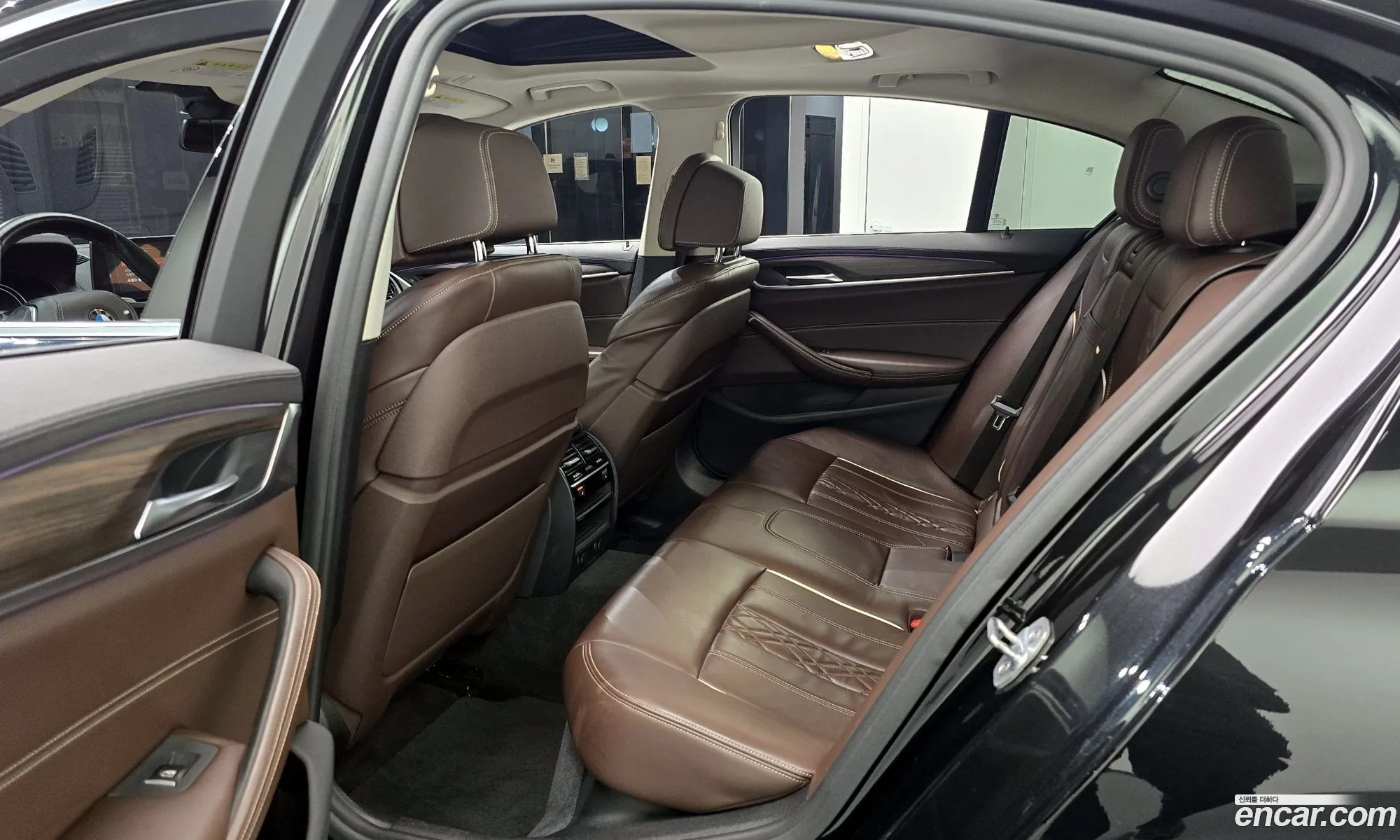 BMW 5 Series 2018 WBAJD9100JWC83252 — 18