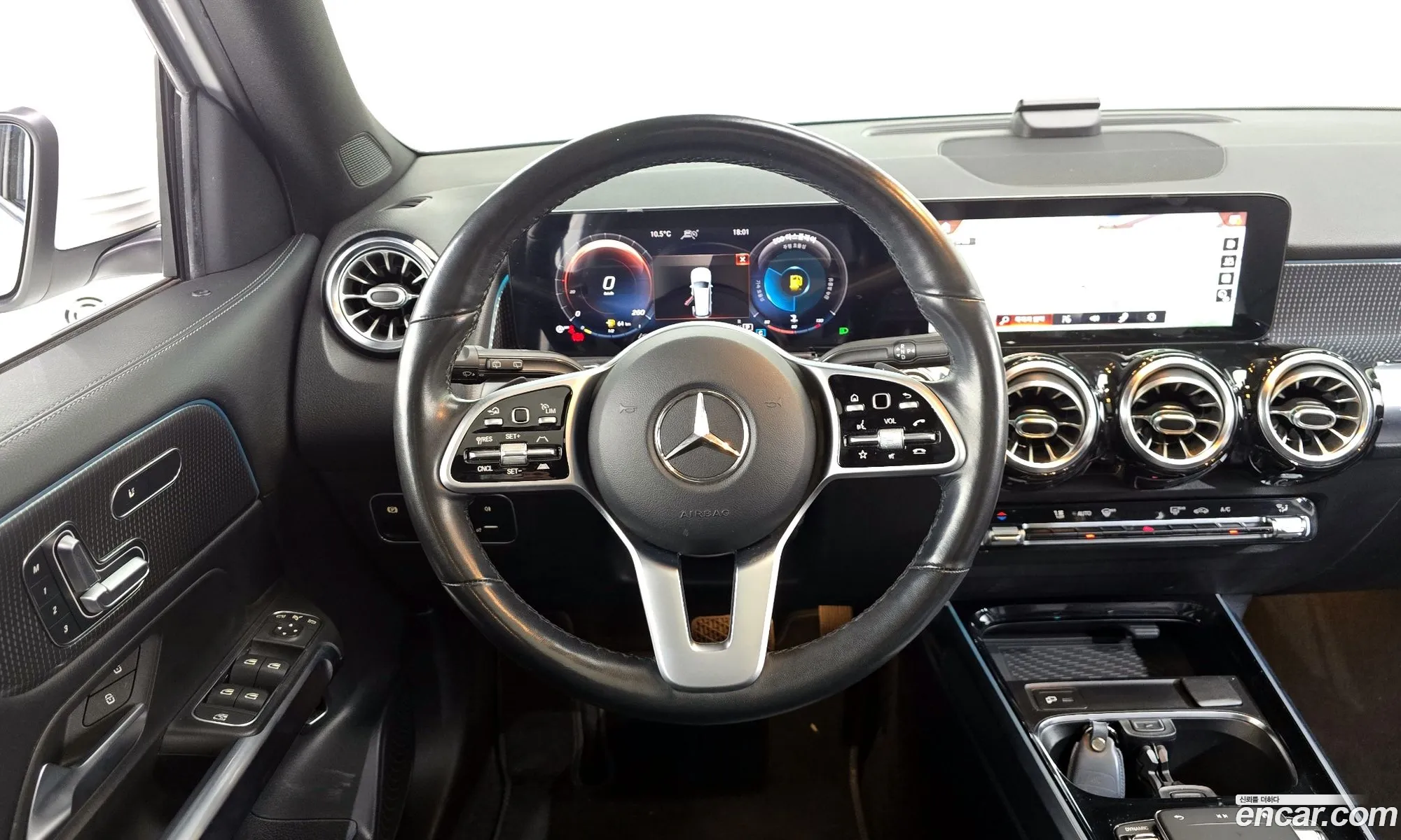 Mercedes-Benz GLB-Class X247 2021 — 15