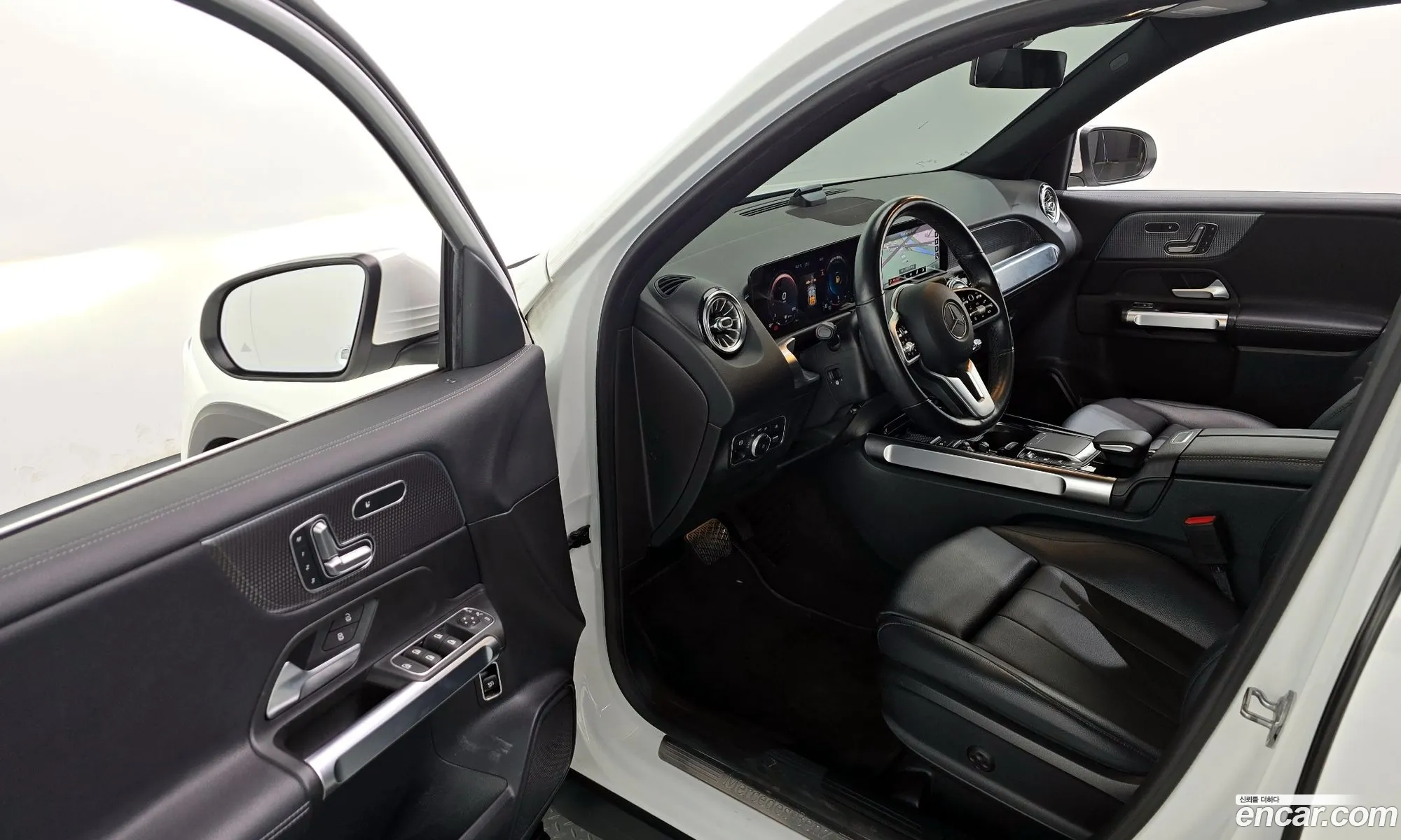Mercedes-Benz GLB-Class X247 2021 — 3