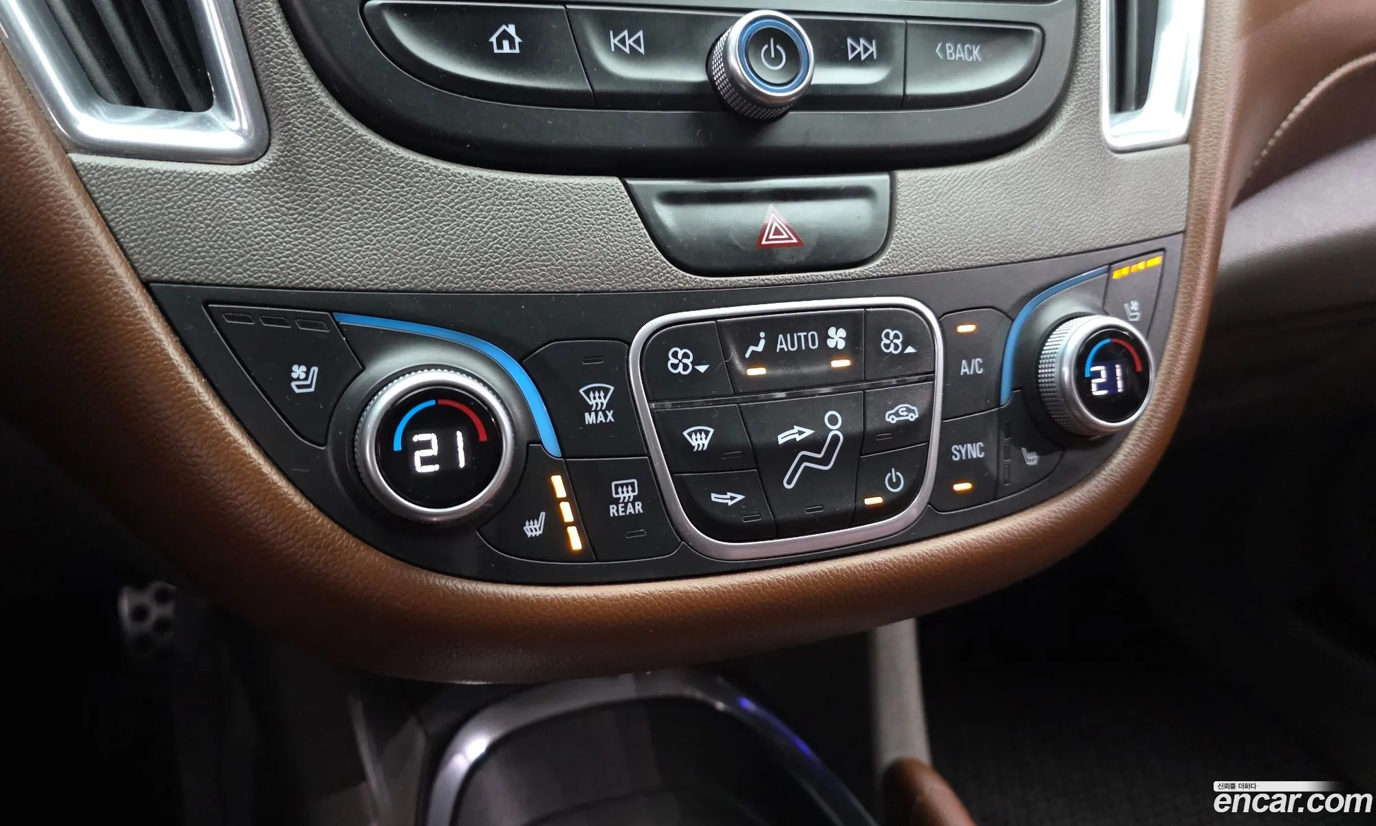 Chevrolet (GM Daewoo) Malibu 2016 — 10