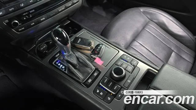 Hyundai Genesis DH 2015 — 10