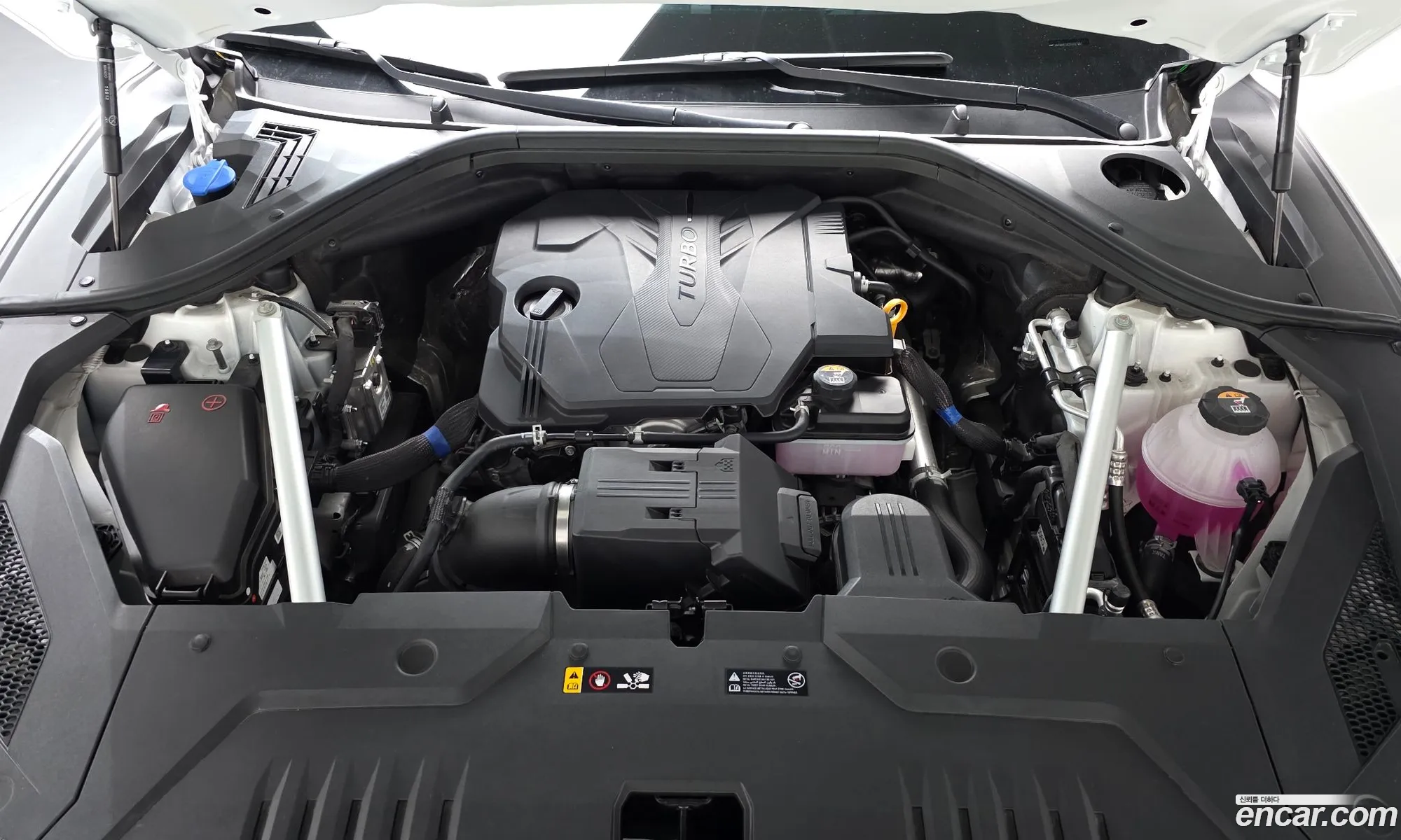Genesis GV70 2025 KMTMA81BDSU227051 — 19