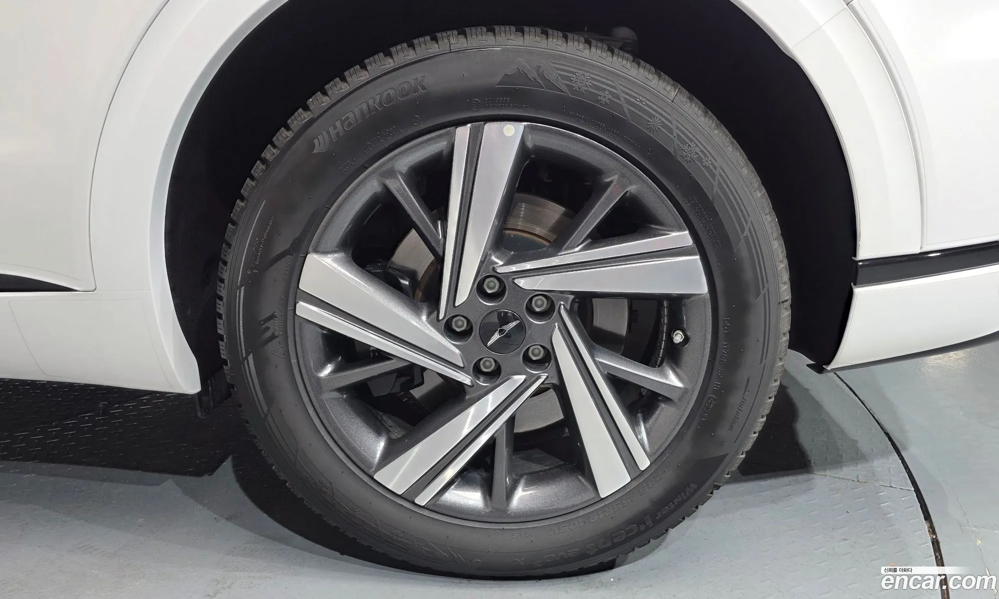 Genesis GV70 2025 KMTMA81BDSU227051 — 14