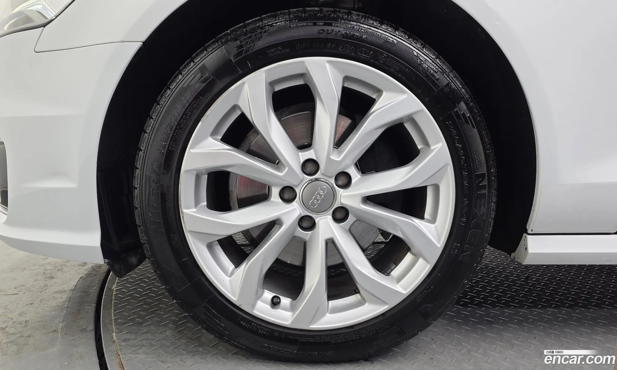 Audi A6 2016 WAUZZZ4G9GN172451 — 5