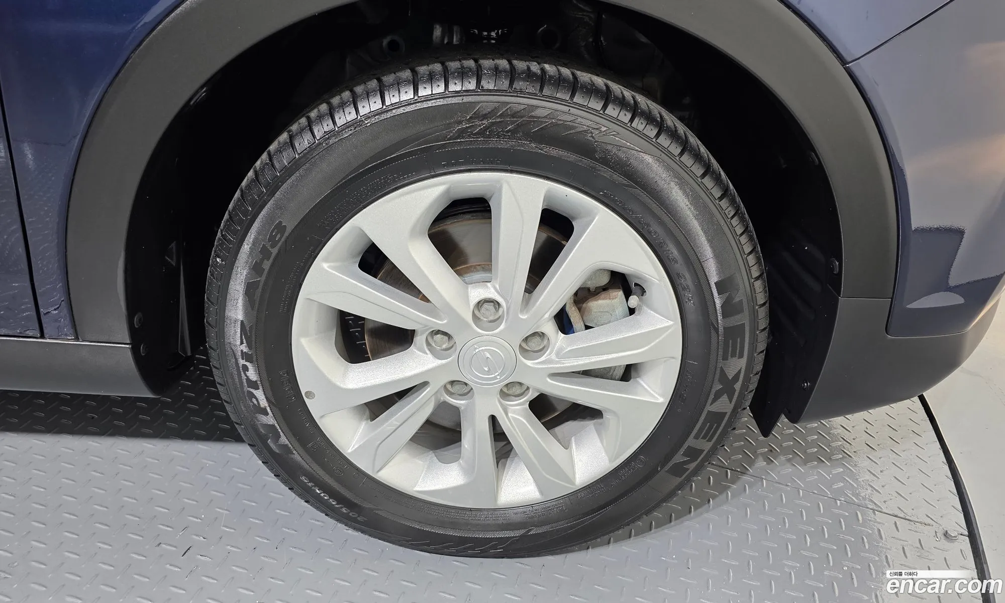 KG Mobility (SsangYong) Tivoli Armour 2019 — 18