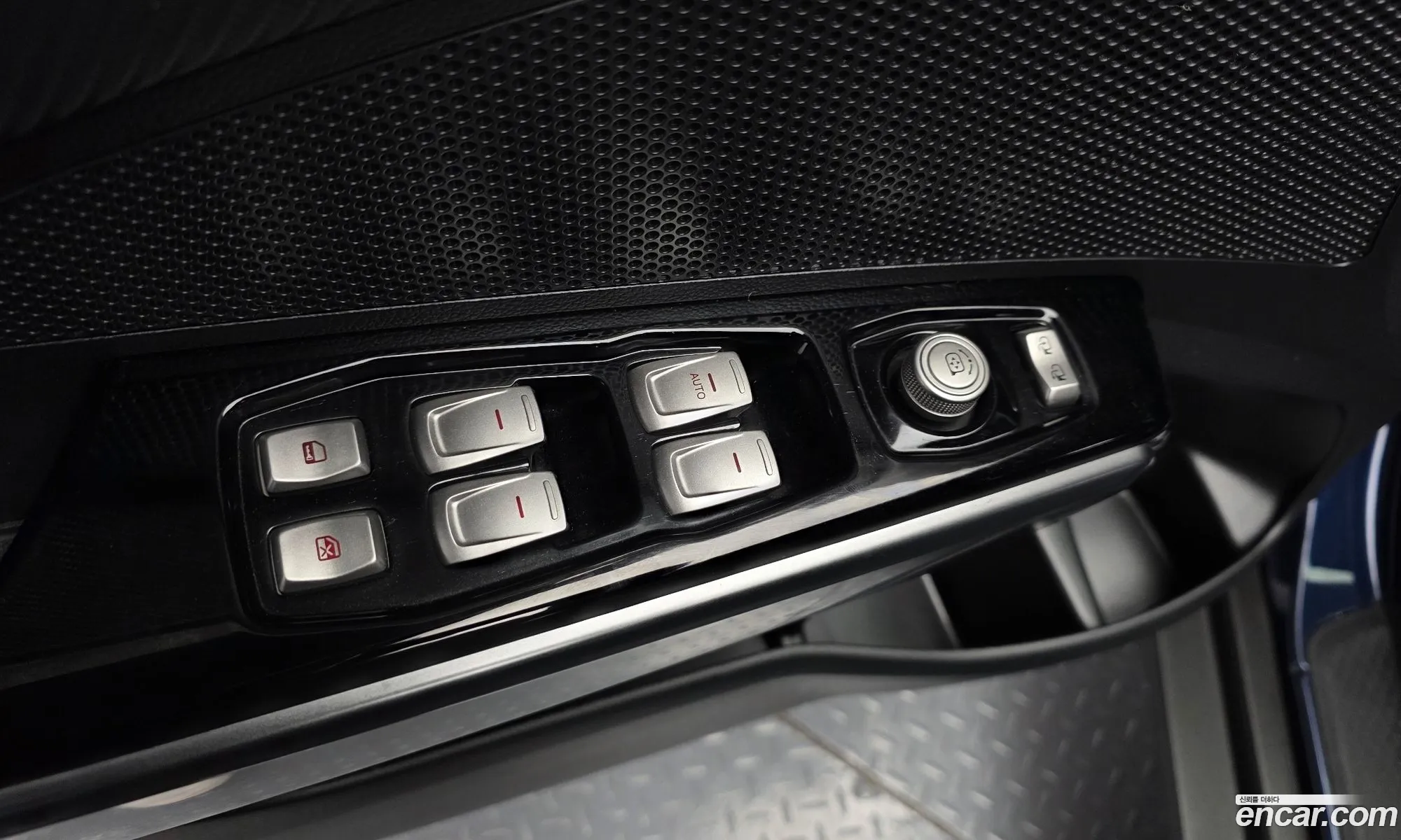 KG Mobility (SsangYong) Tivoli Armour 2019 — 8