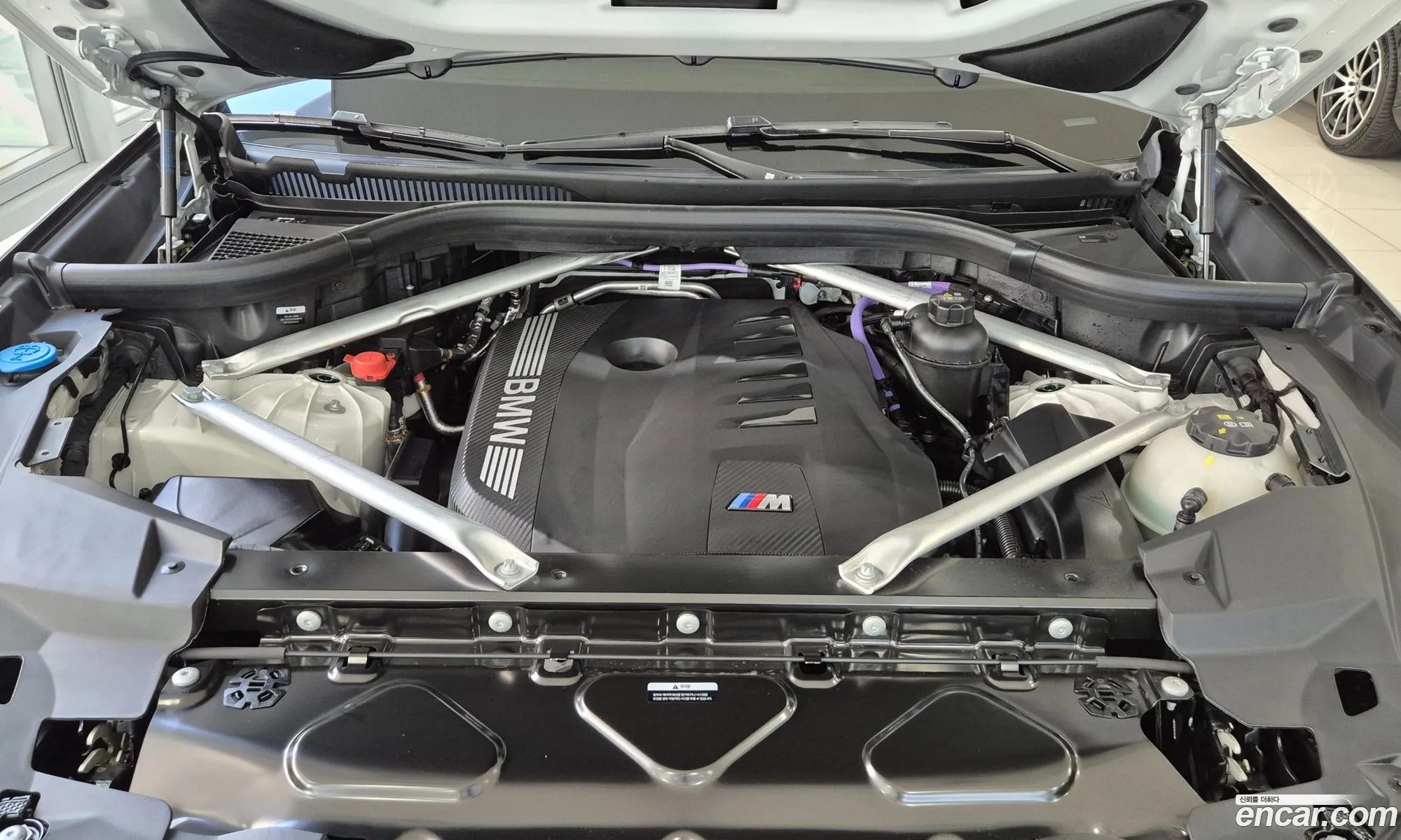 BMW X6 2025 — 20