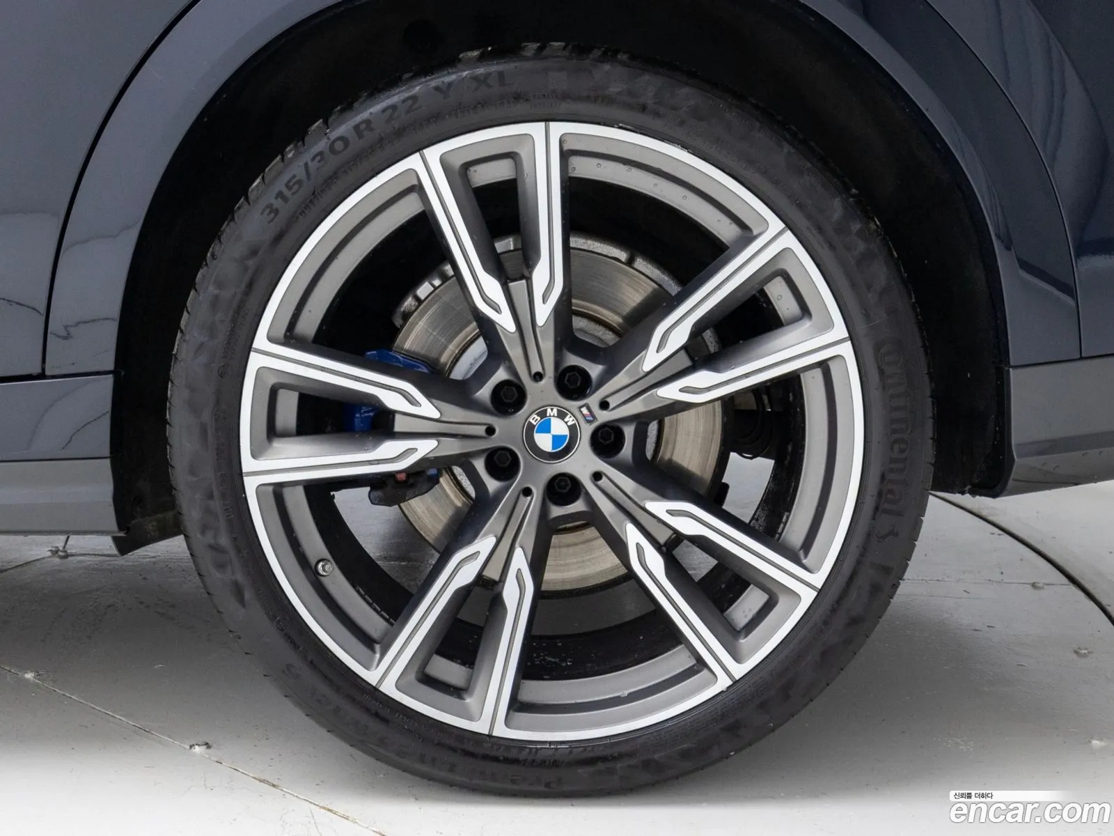 BMW X6 2020 — 16