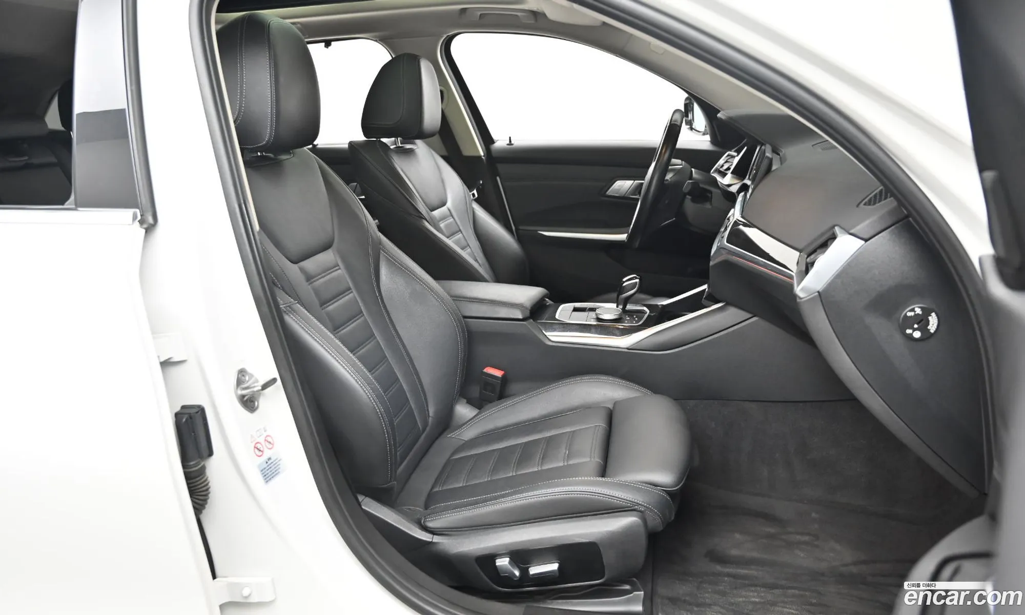 BMW 3 Series 2022 — 13