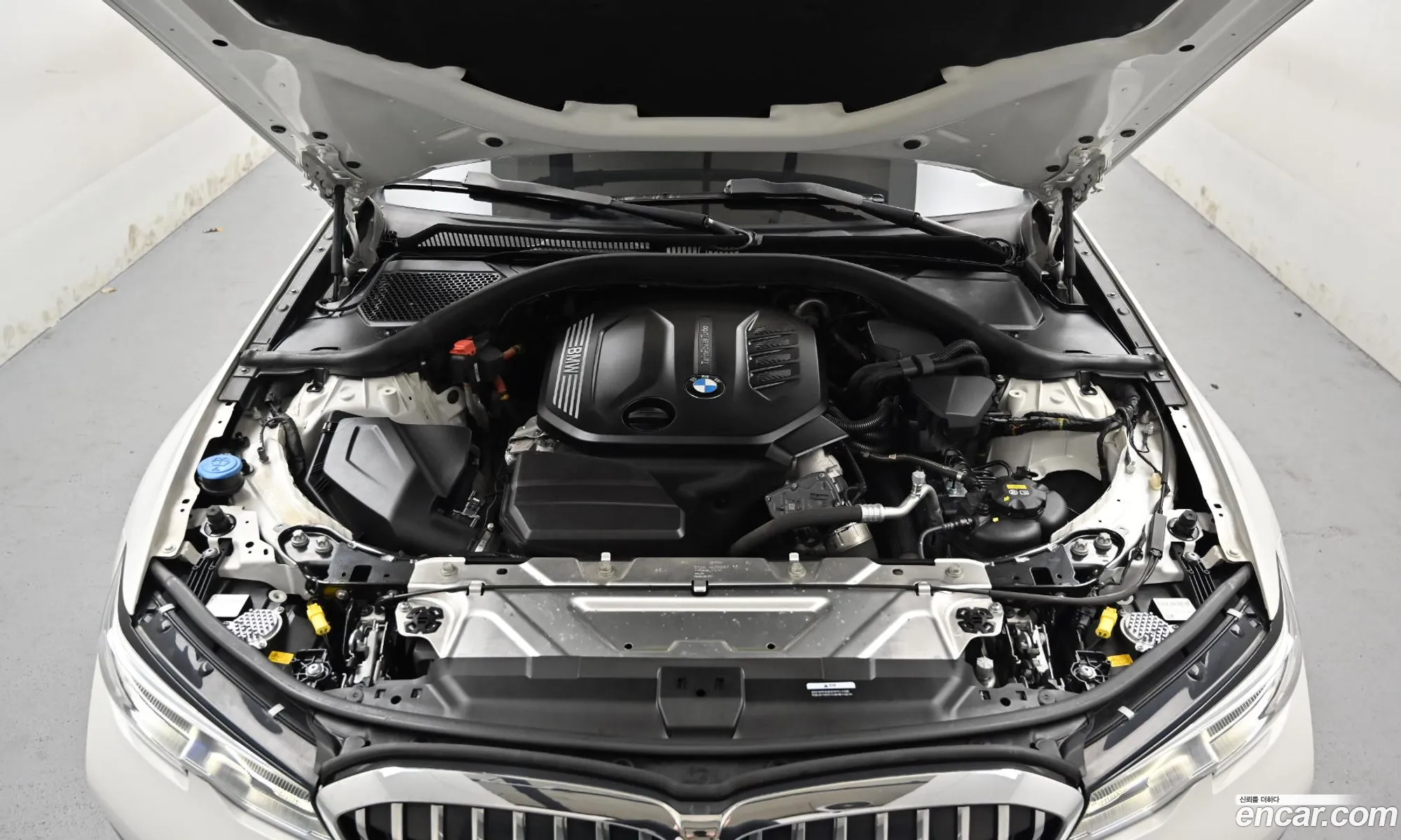 BMW 3 Series 2022 — 11