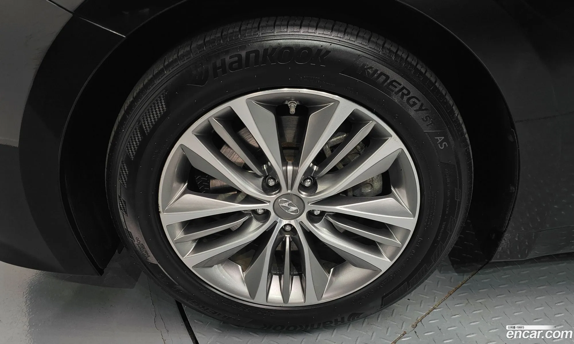 Hyundai Grandeur HG 2016 — 3