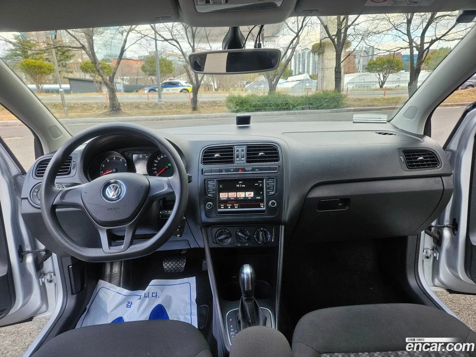 Volkswagen Polo 2016 — 3
