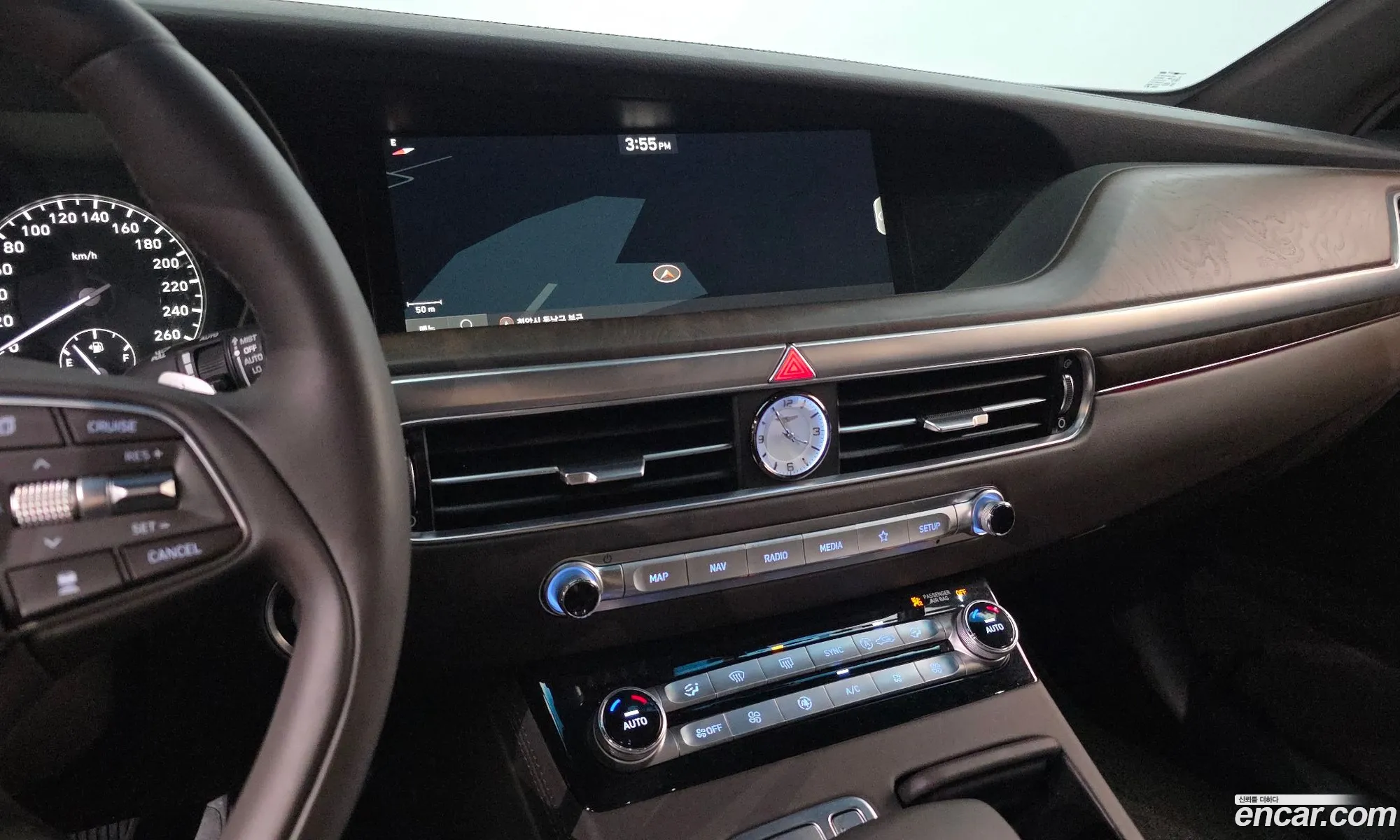 Genesis G90 2021 KMHG241DDMU094810 — 18