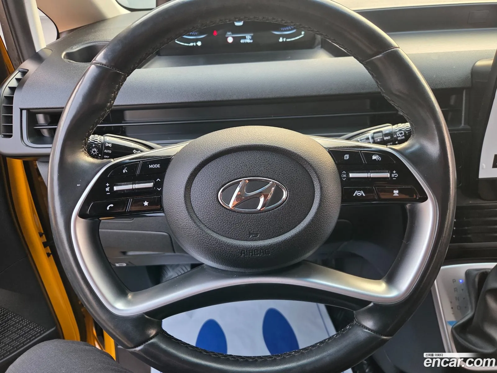 Hyundai Staria 2023 — 13