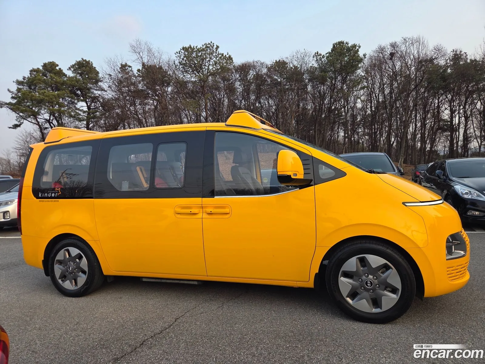 Hyundai Staria 2023 — 11