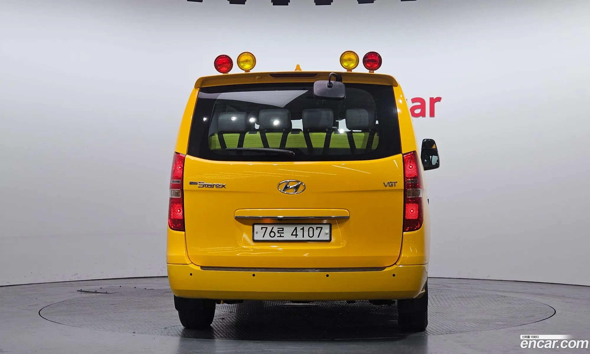Hyundai Grand Starex 2018 — 13
