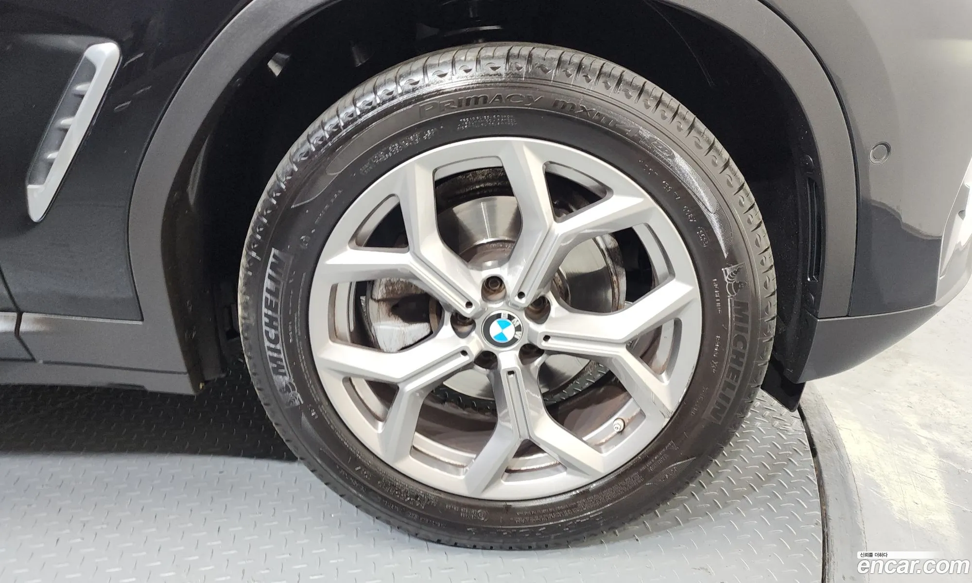 BMW X4 2022 WBA21DT06N9M83115 — 18