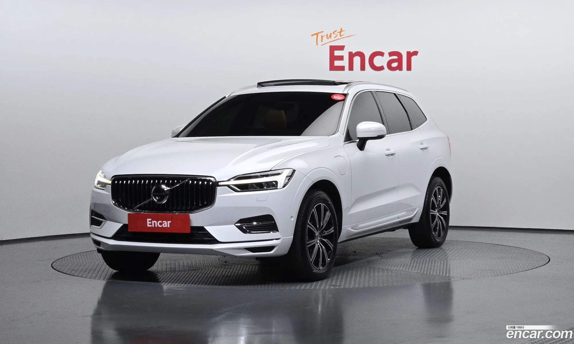 Volvo XC60 2021 — 18