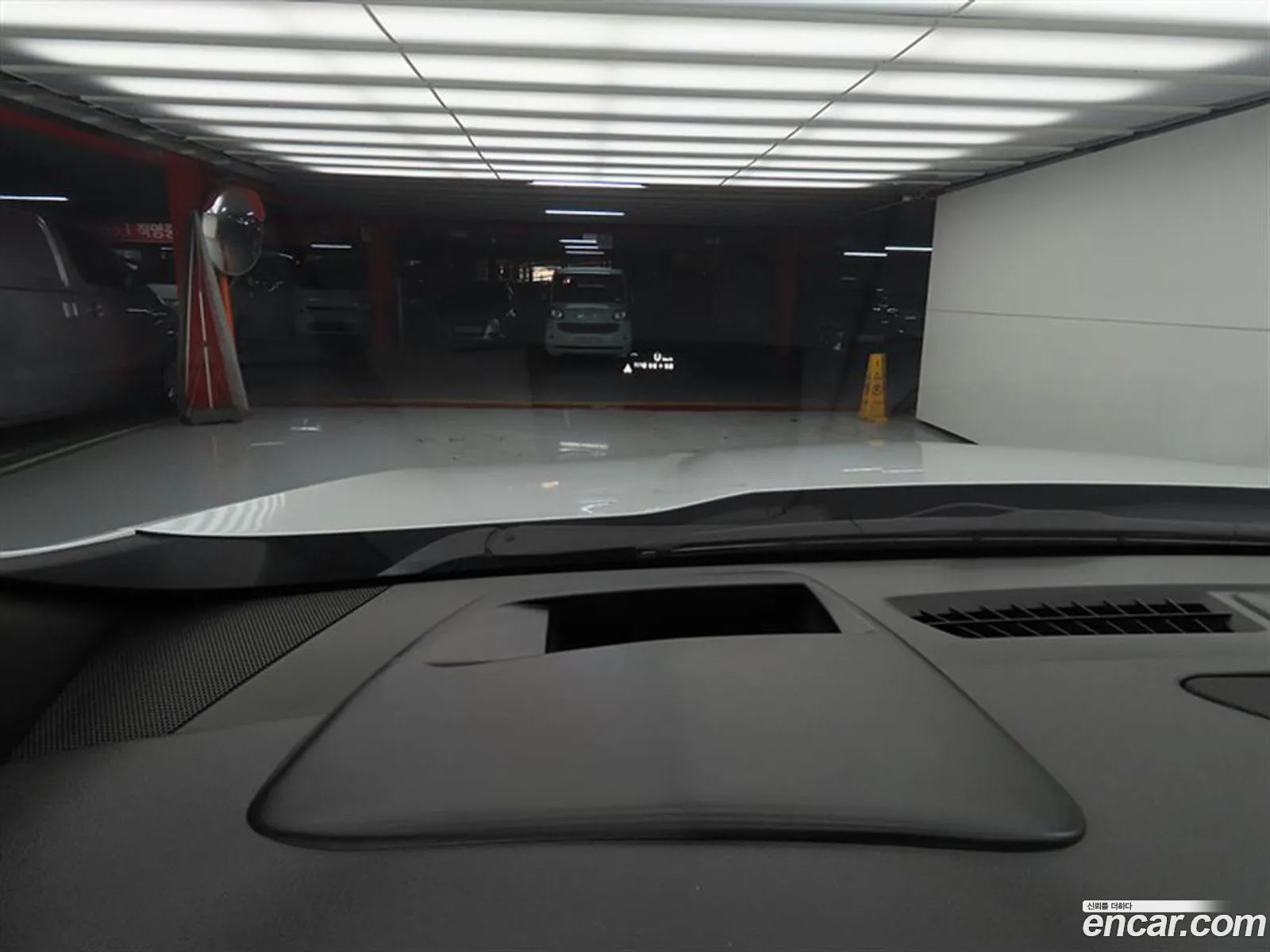 Cadillac XT4 2023 — 10