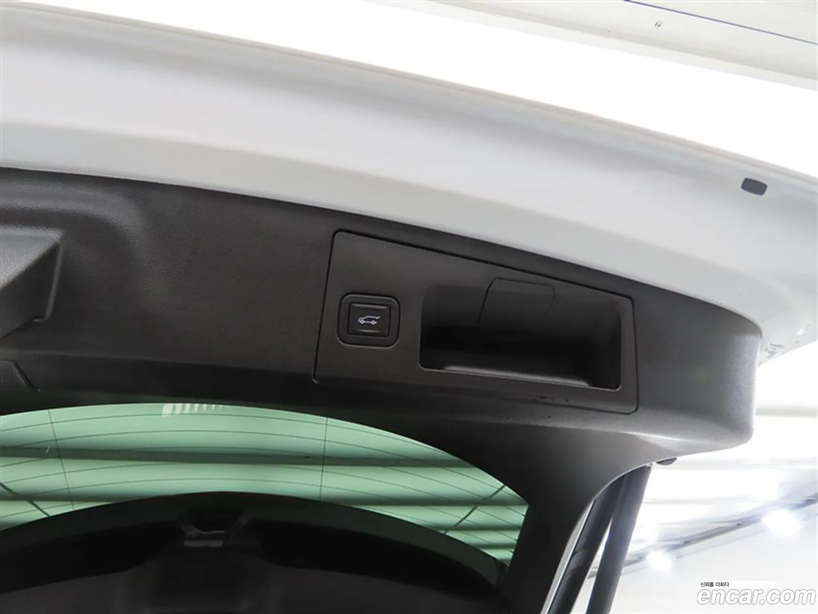 Cadillac XT4 2023 — 17