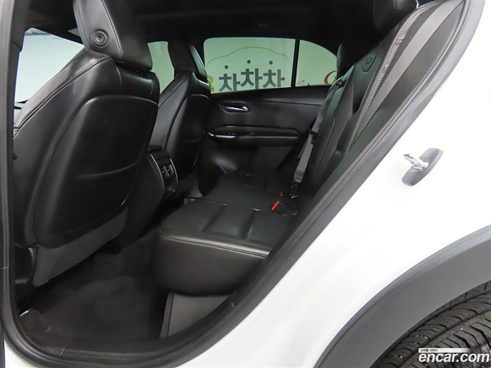 Cadillac XT4 2023 — 4