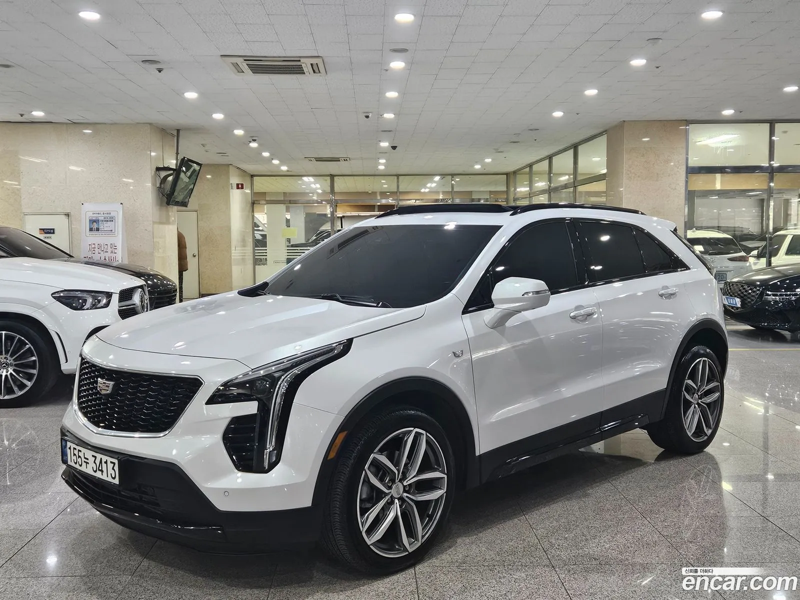 Cadillac XT4 2023 — 19