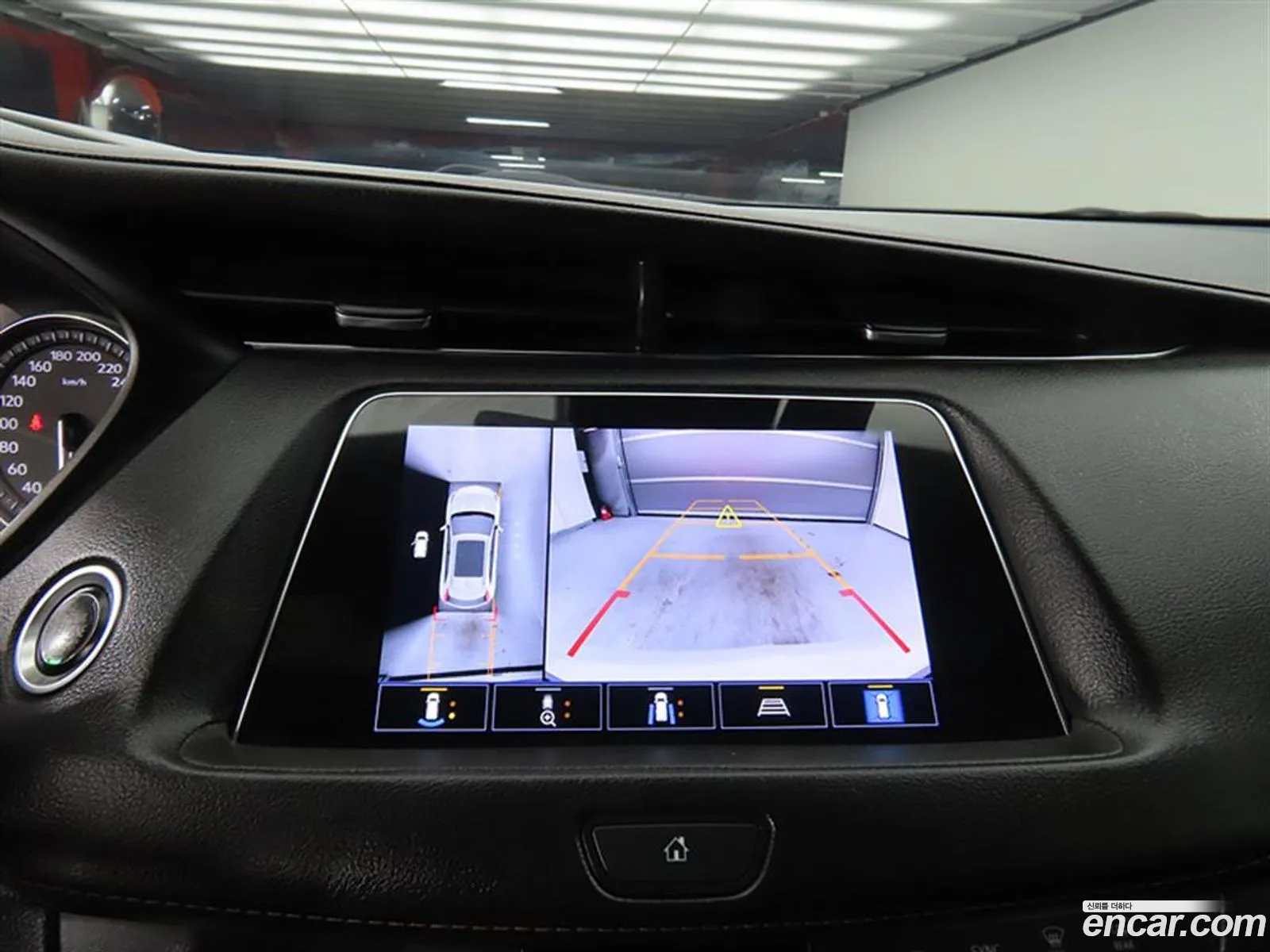Cadillac XT4 2023 — 13