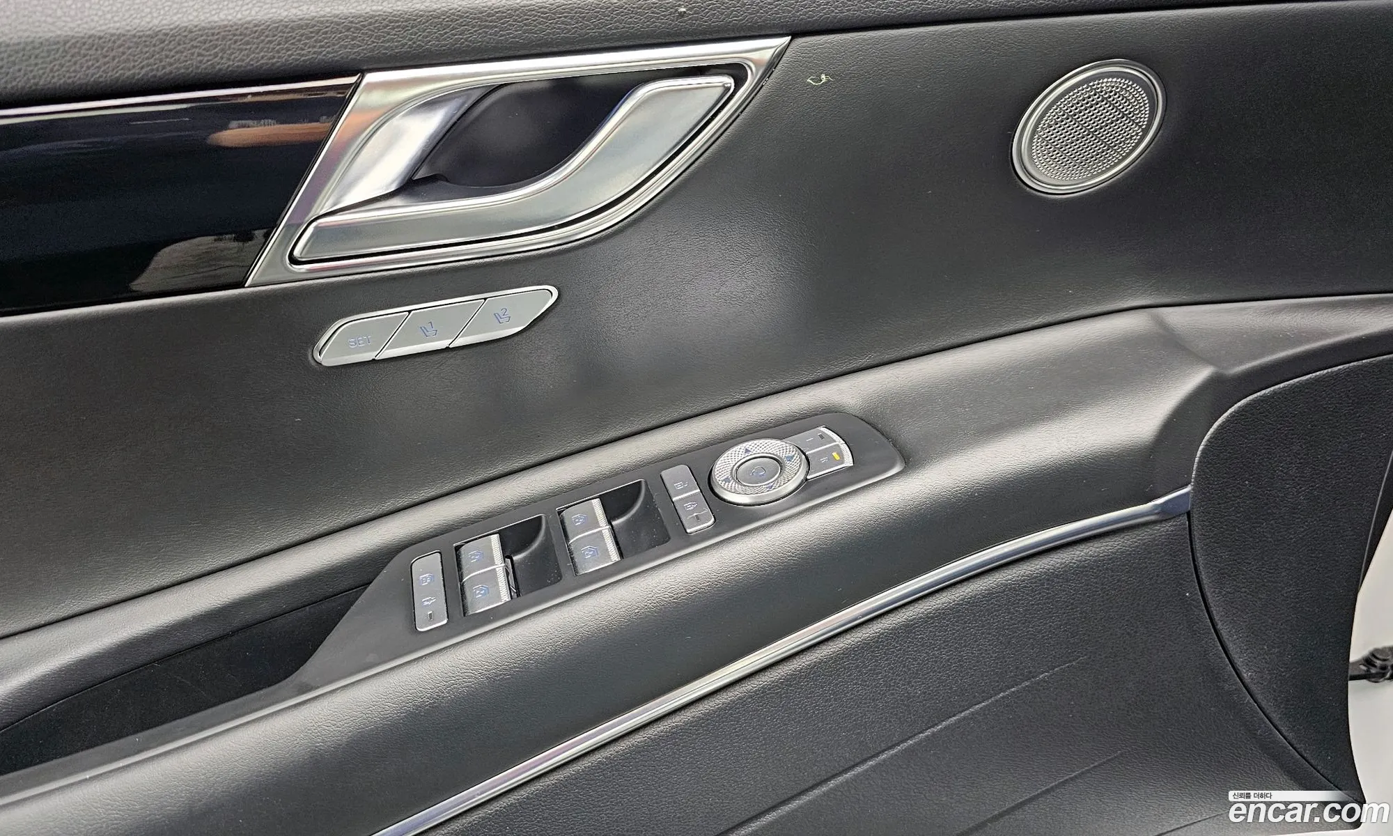 Genesis GV80 2020 KMTHB81DDLU002286 — 3
