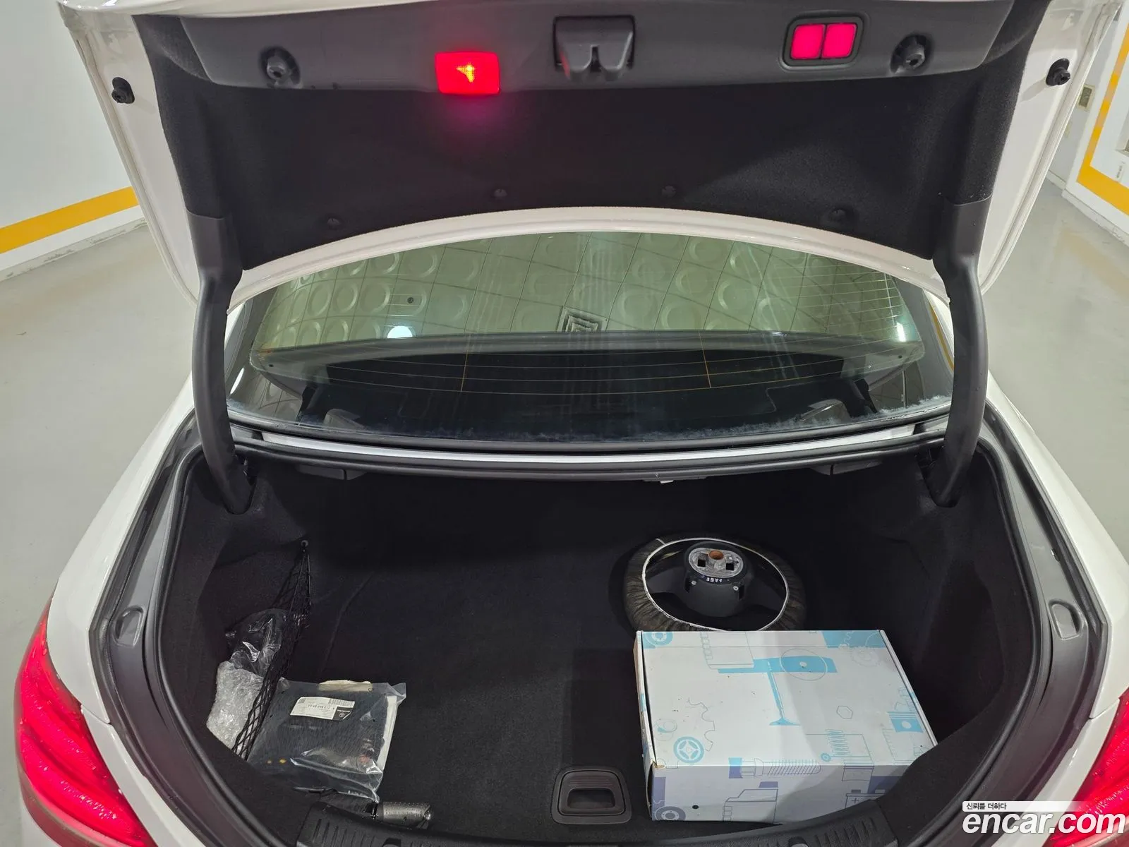 Mercedes-Benz E-Class W213 2019 — 18