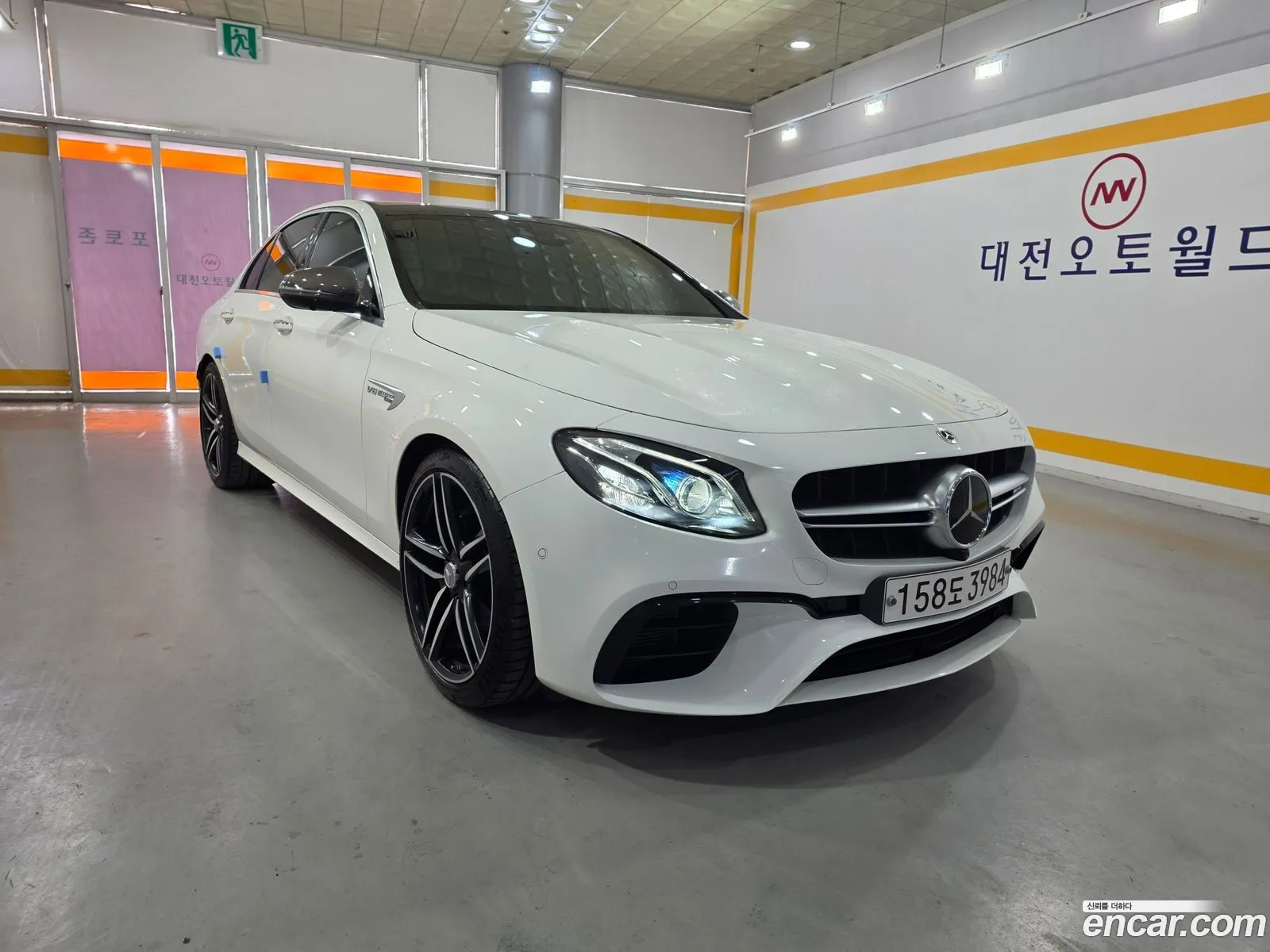 Mercedes-Benz E-Class W213 2019 — 13