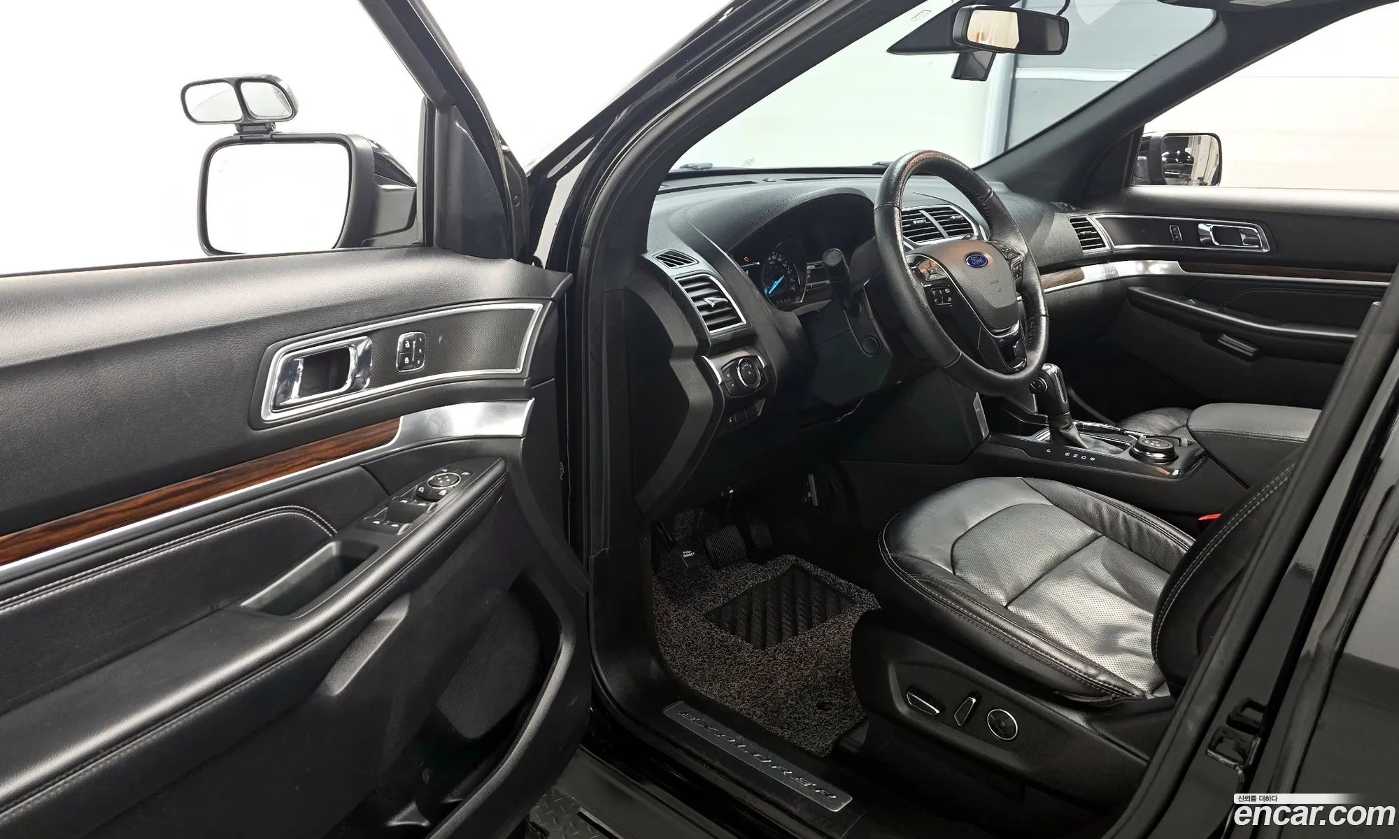 Ford Explorer 2018 — 14
