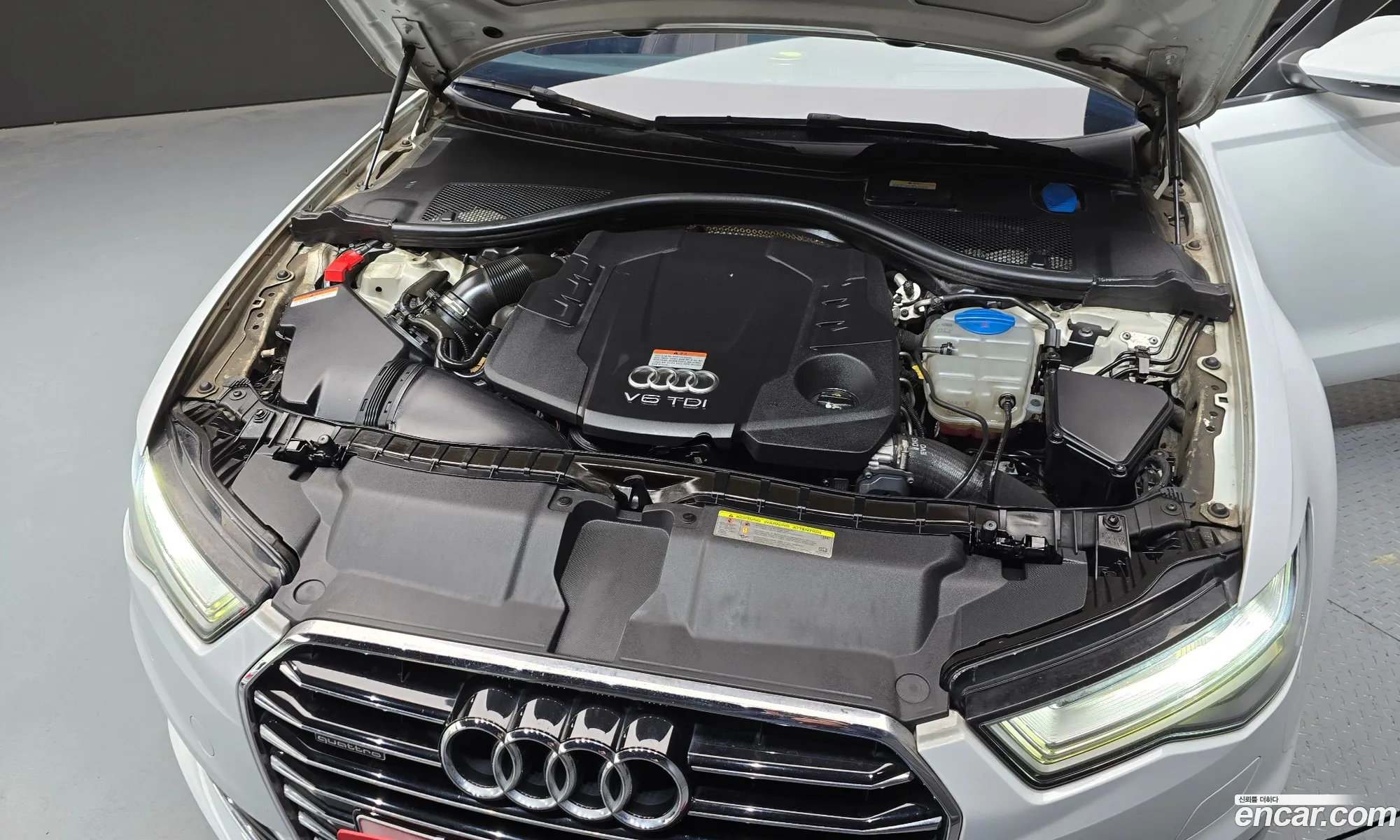 Audi A6 2015 — 17